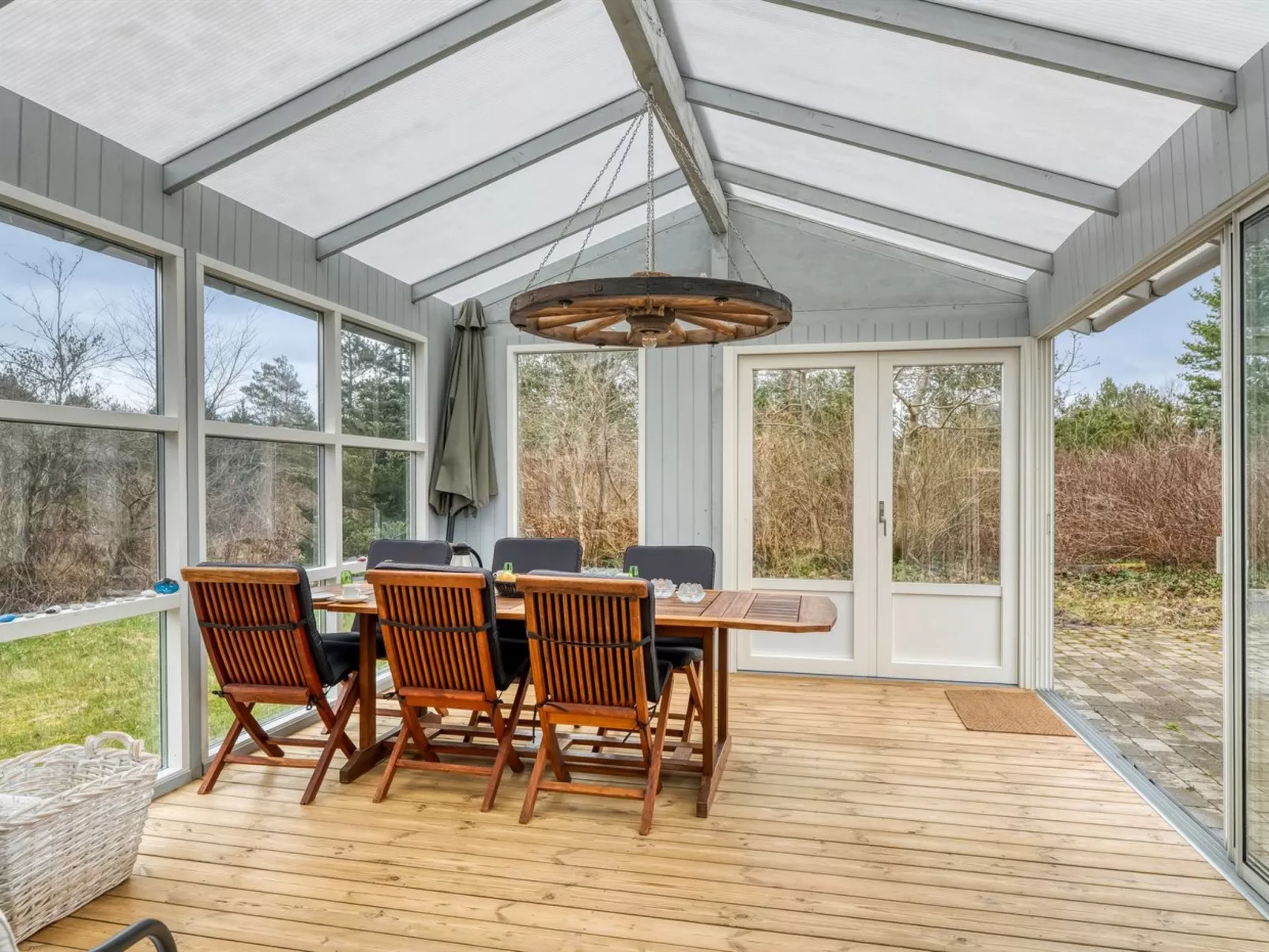 "Hælf" - 600m from the sea-Binnen