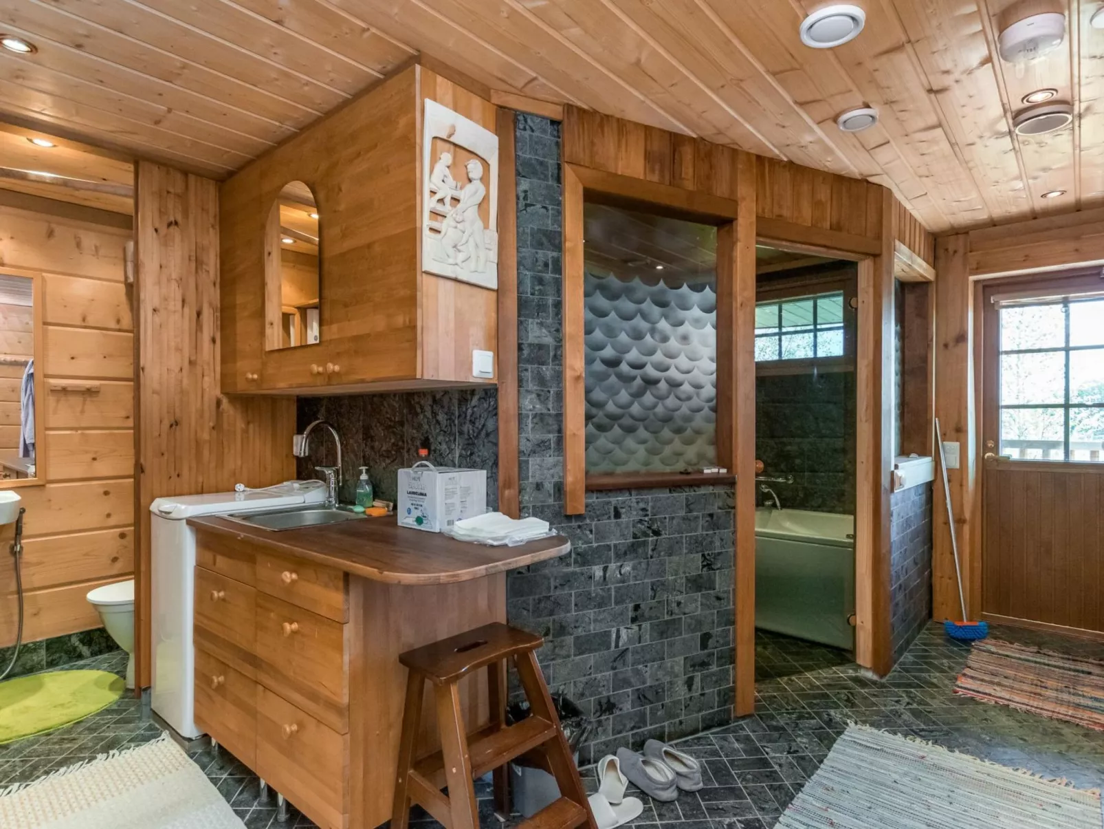 Villa pyöriäinen-Binnen