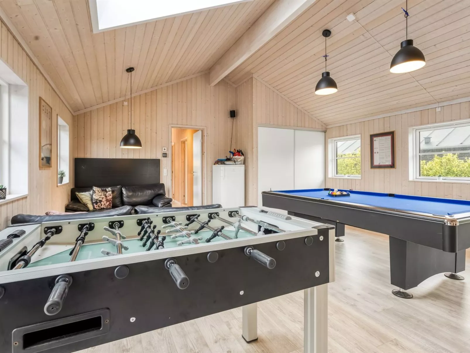 "Bernadine" - 500m from the sea-Binnen