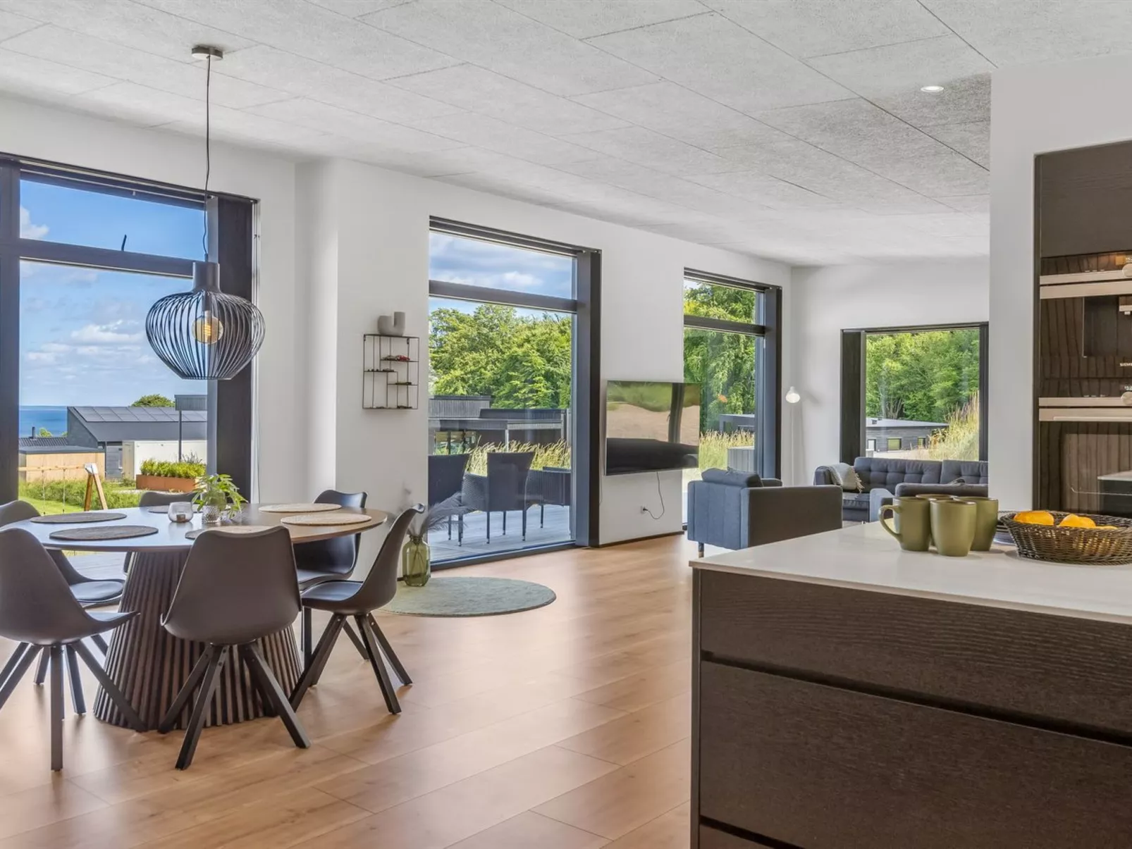 "Heidie" - 600m from the sea-Binnen