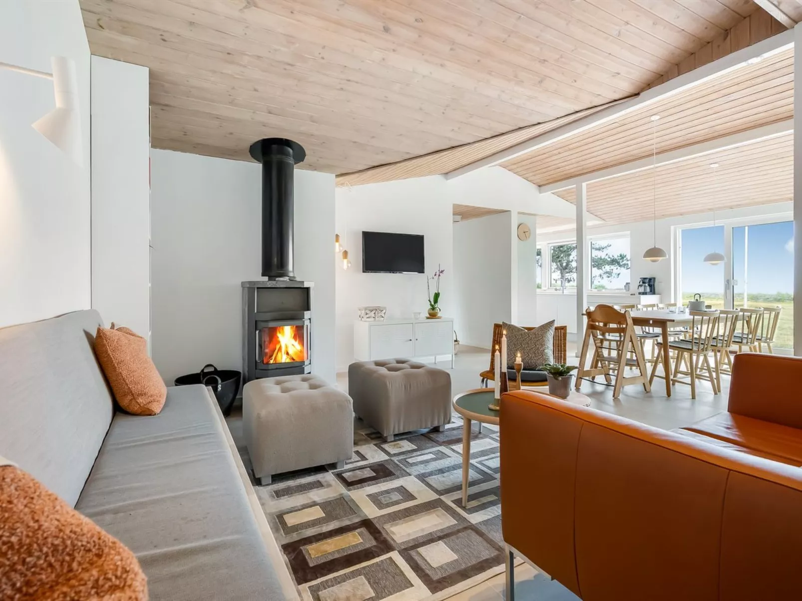 "Donka" - 25m from the sea-Binnen