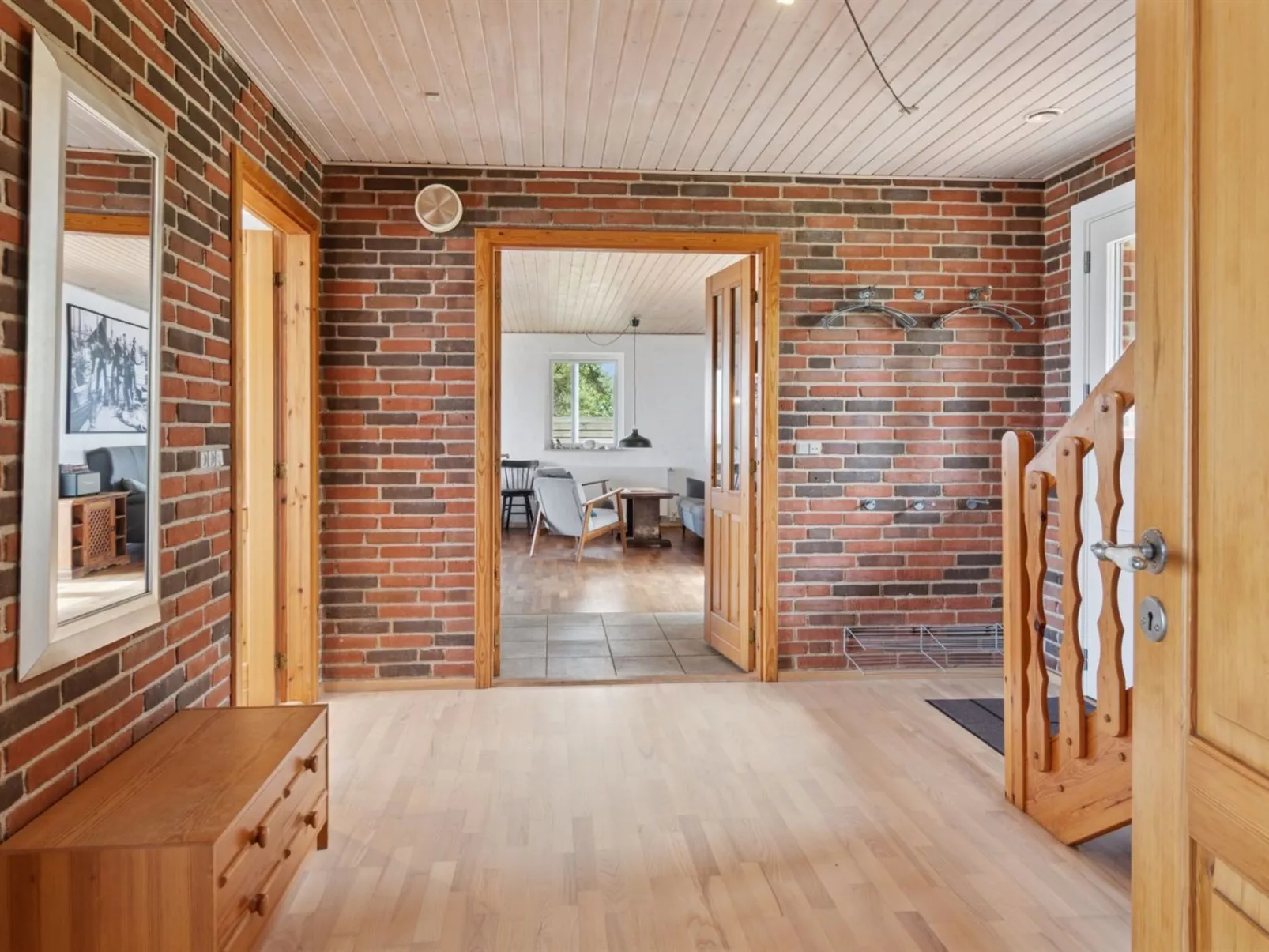 "Dzavid" - 50m from the sea-Binnen