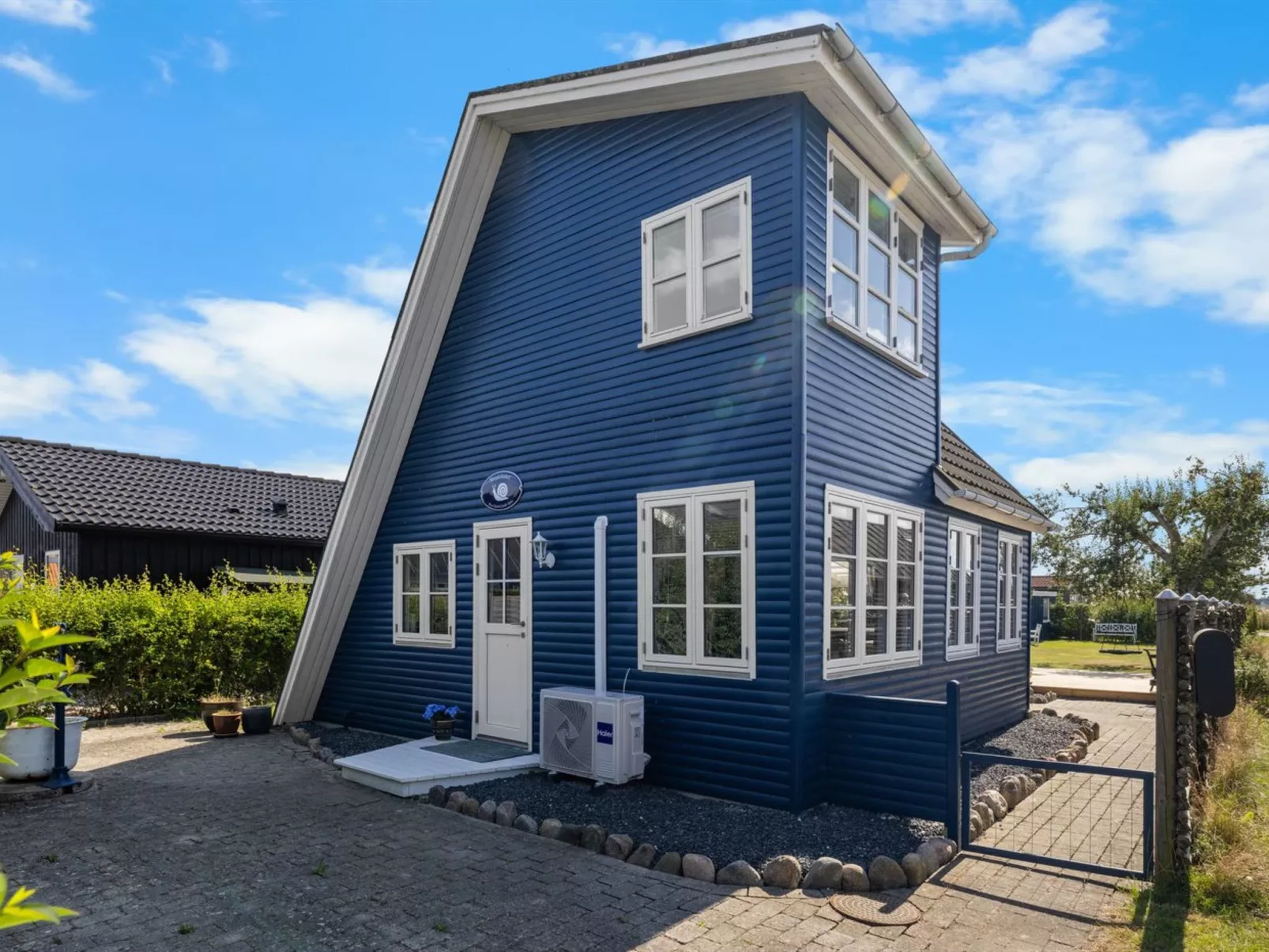 "Gorica" - 150m from the sea-Buiten