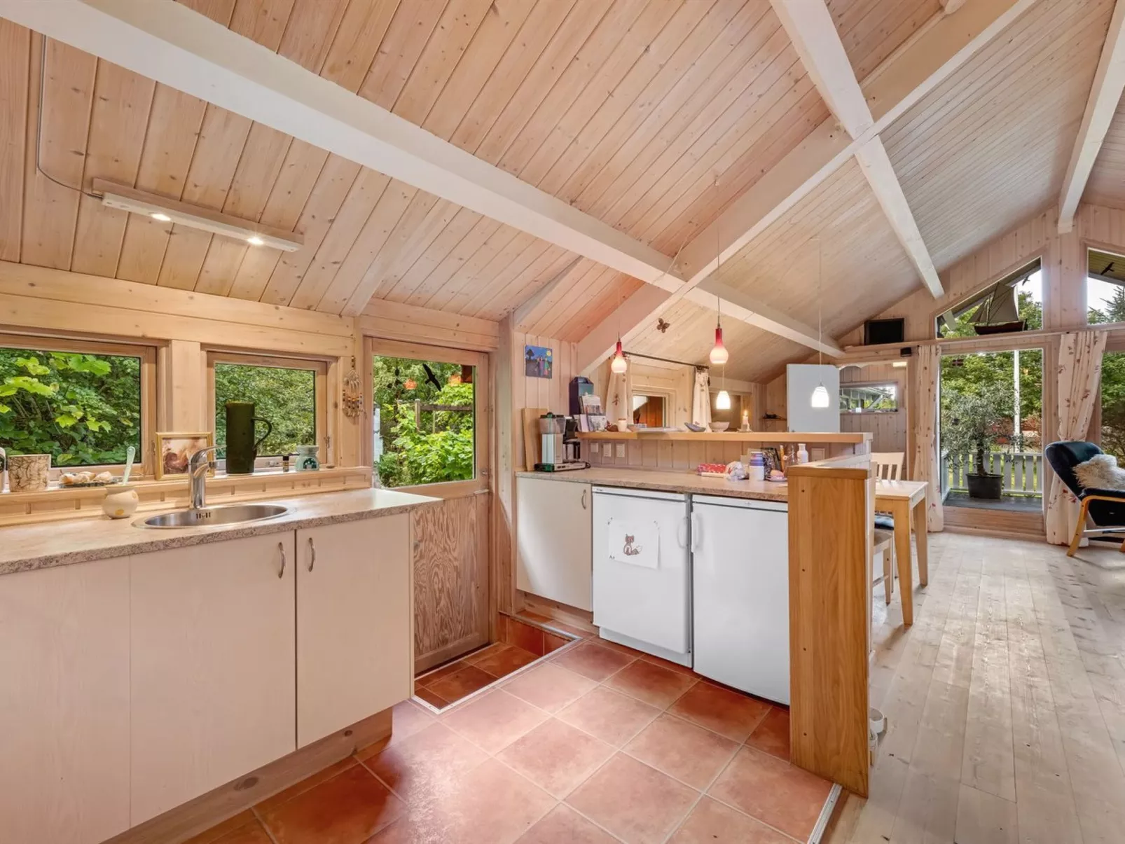 "Elea" - 450m to the fjord-Binnen