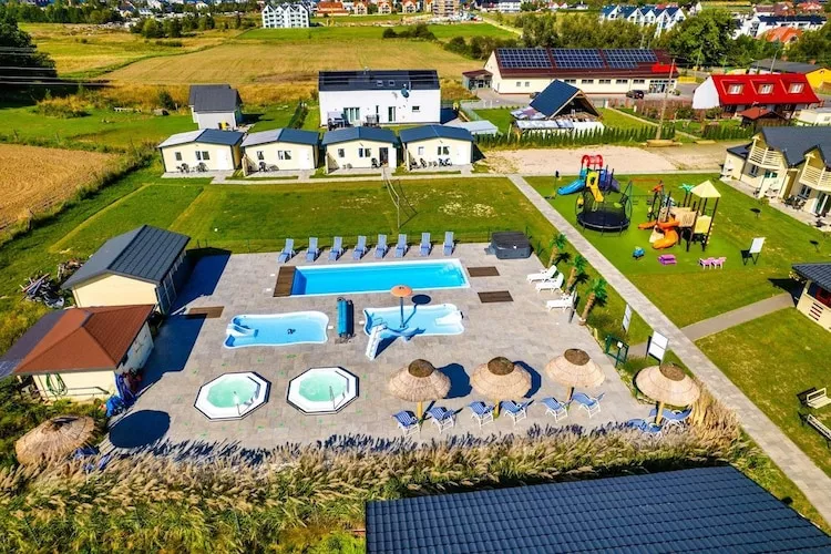 Domek piętrowy 6-osobowy Ustronie Morskie-Buitenkant zomer