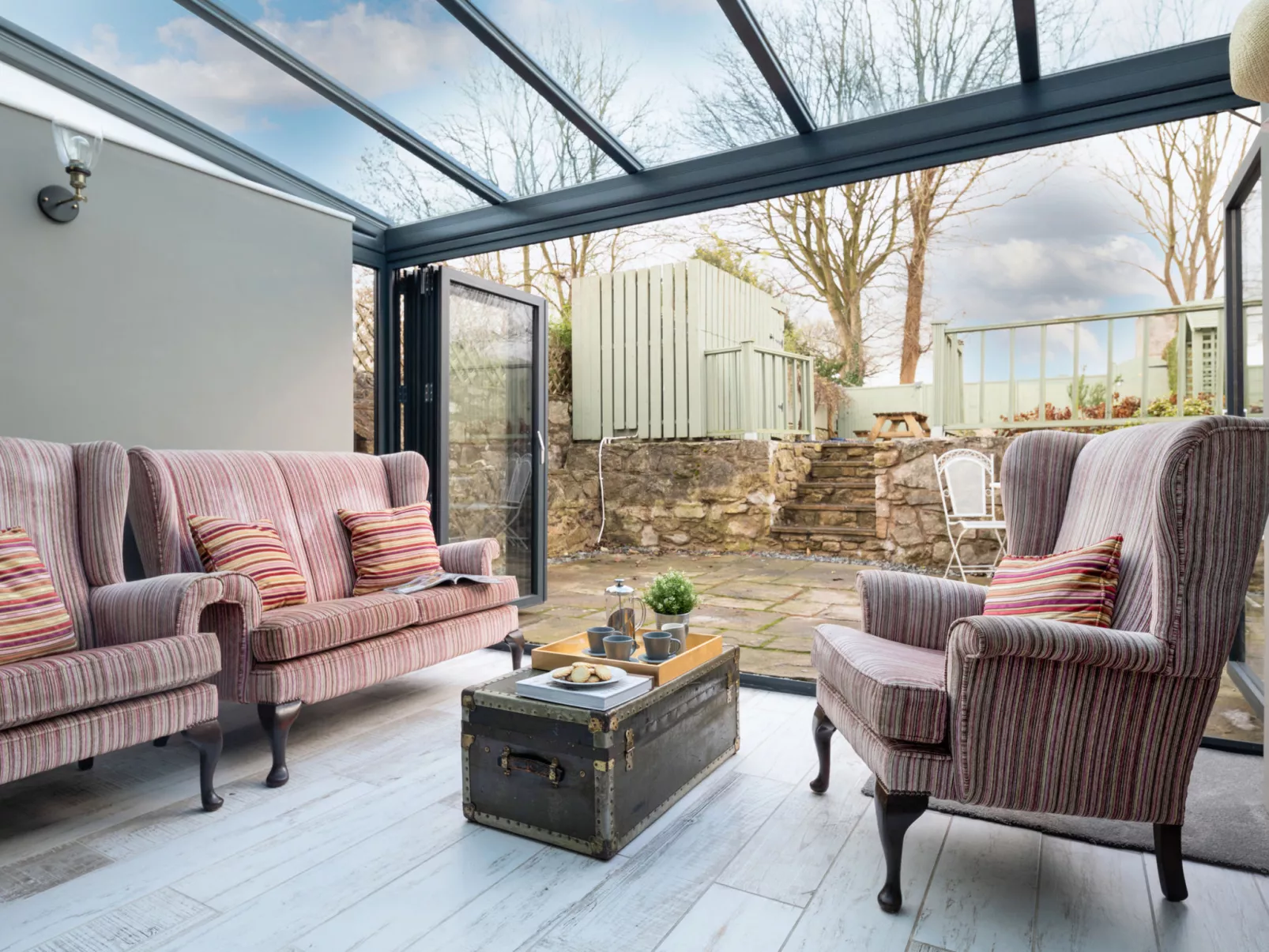 Esmor Cottage-Binnen