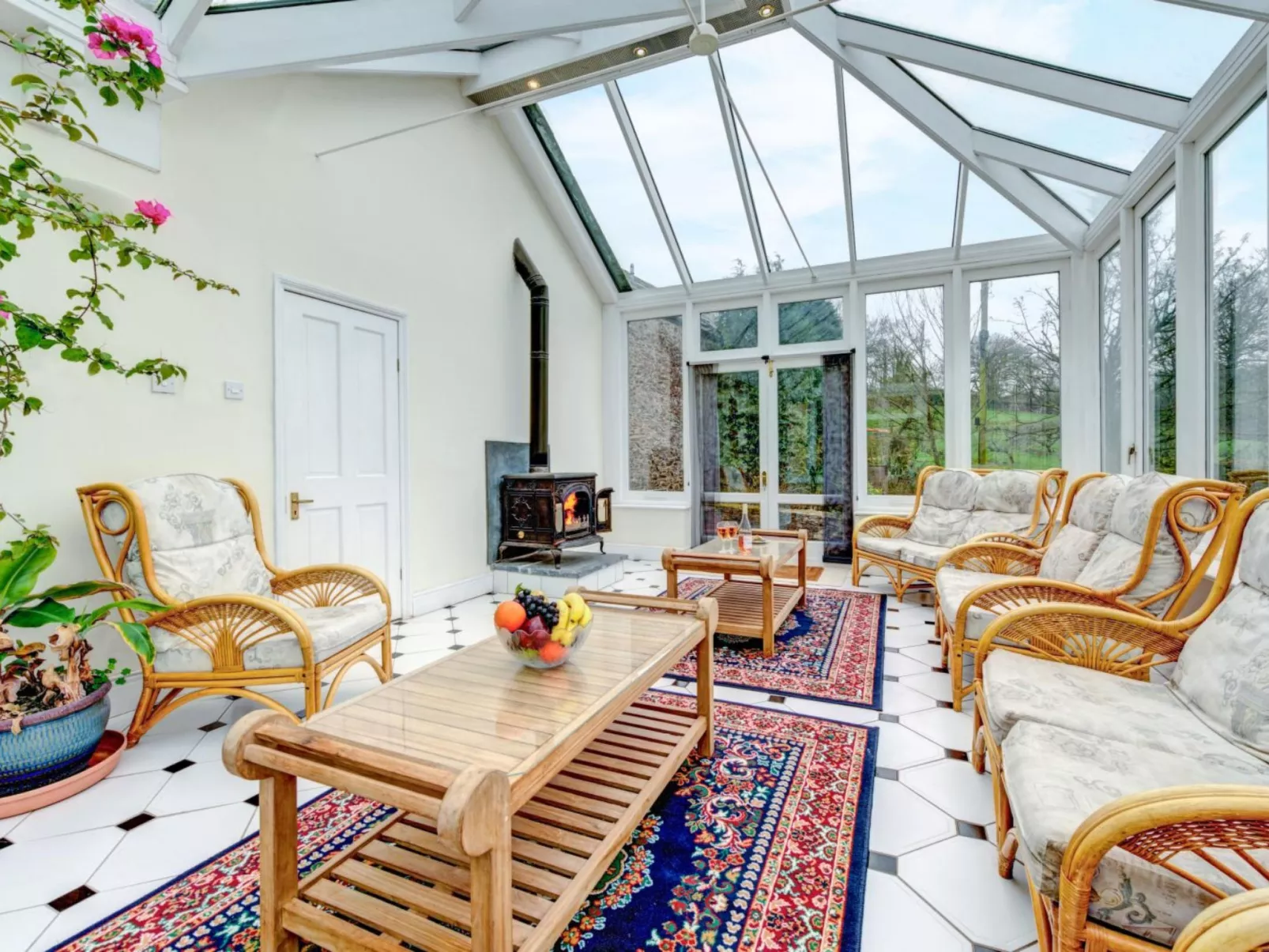 Buckland House-Binnen