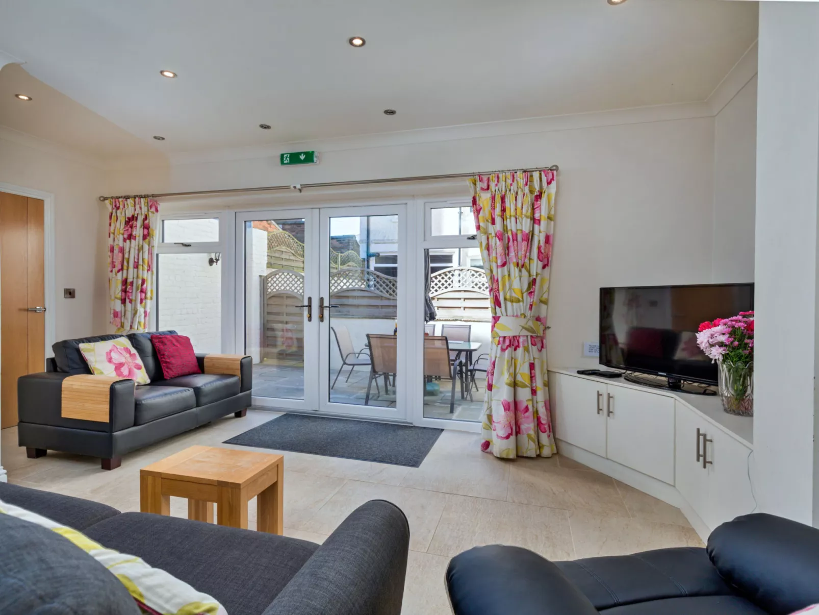 The Boat House - Binnen