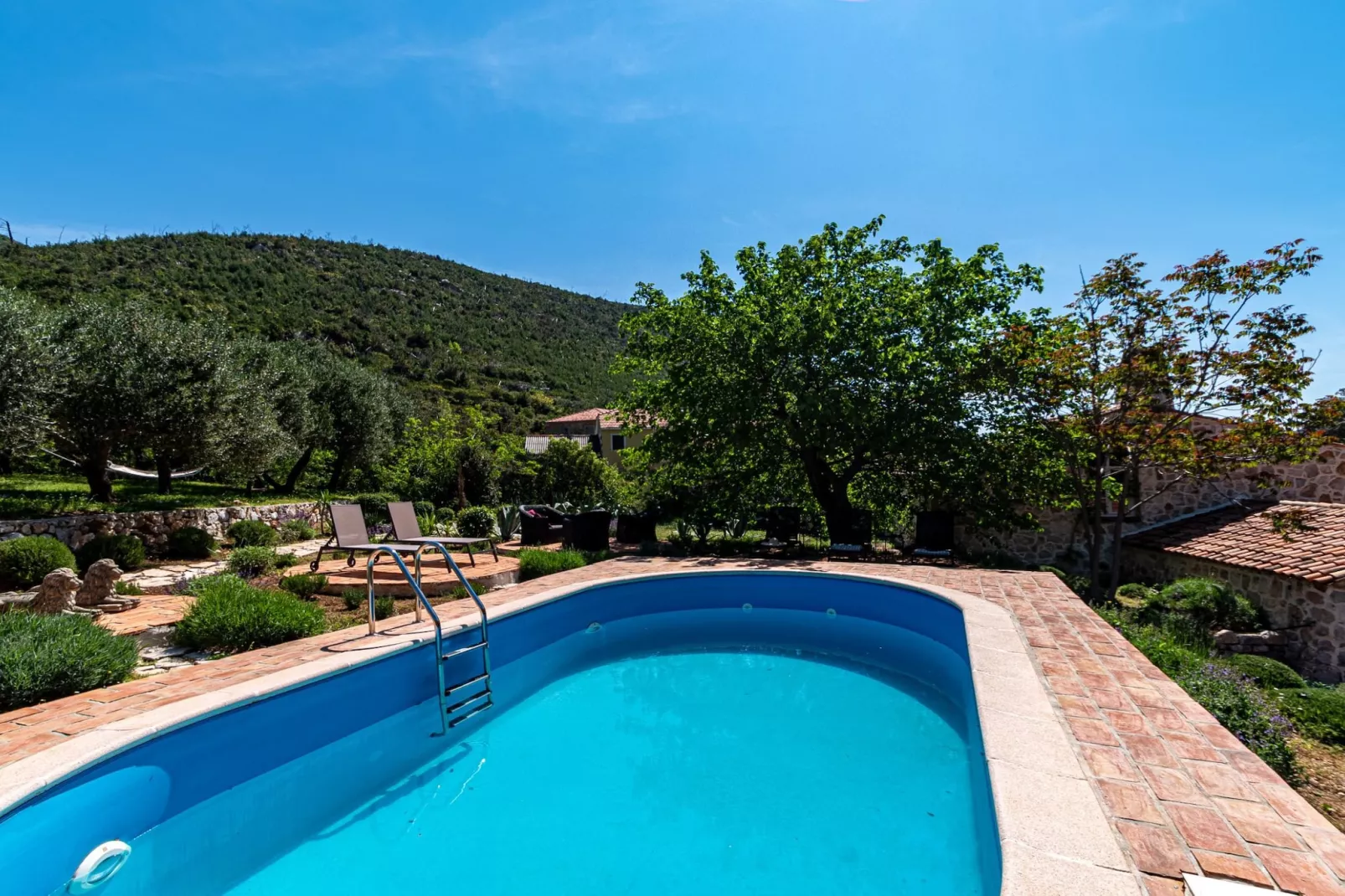 Stone House Anfitrite - Two Bedroom Villa with Private Pool and Terrace-Zwembad