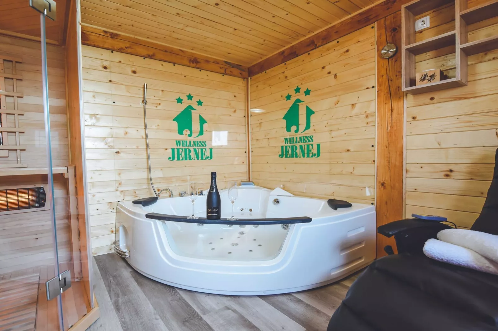 Relax and Rustic Apartments with Terrace - Classic One Bedroom Apartment with Terrace (owner Silvester)-Spa