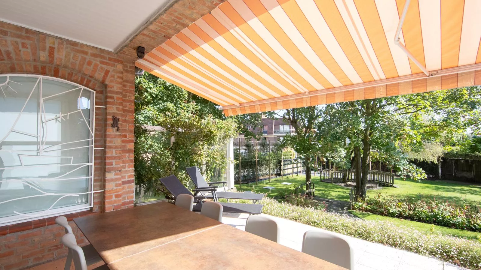 Porpoises-Terrasbalkon