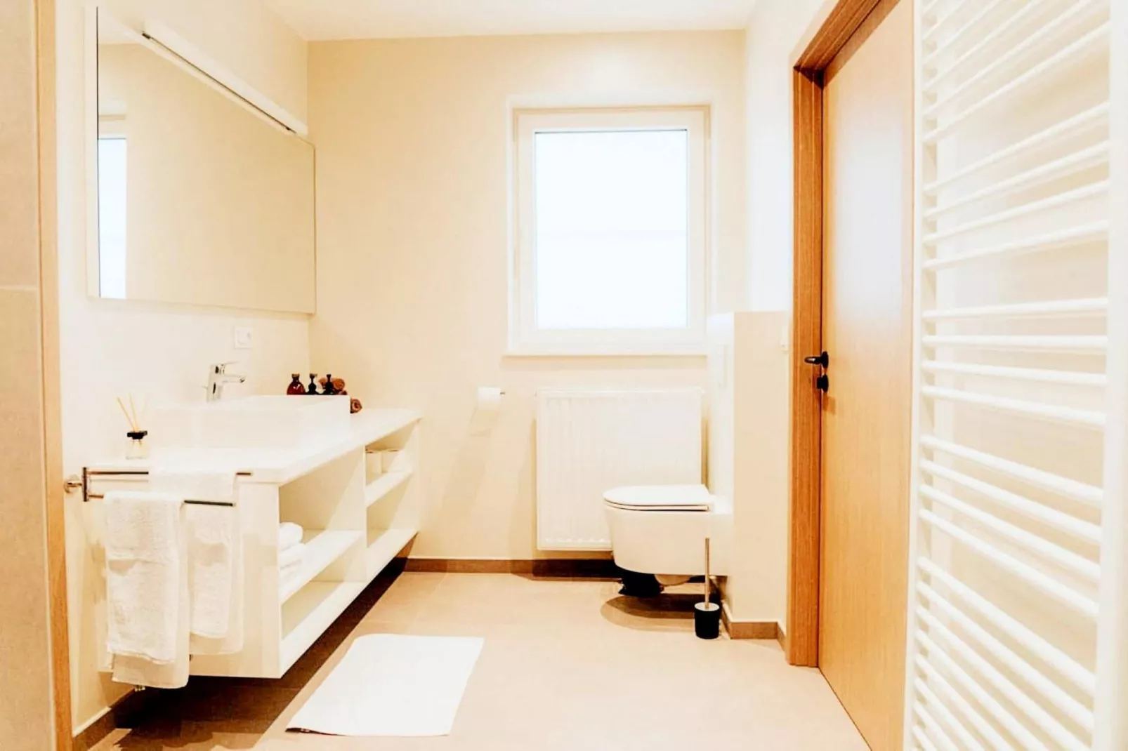 De Veldhoek-Badkamer