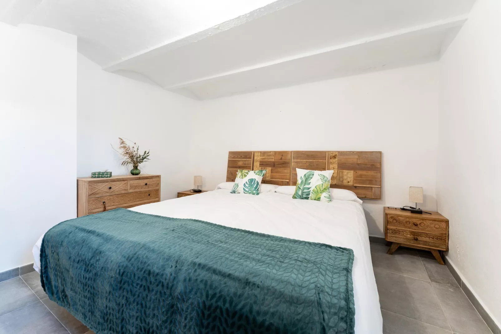 CT 390 - Faros Zen Ohm & Yoga Retreat - Cortijo Pura Paz in Casarabonela-Slaapkamer