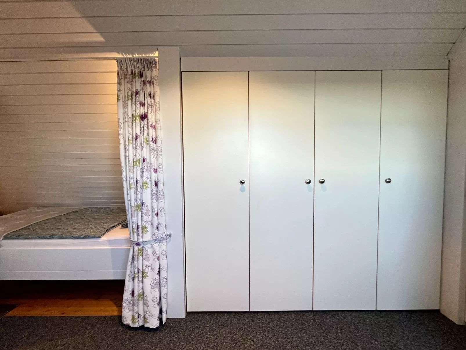 Falkennest - mit Blick auf den Titisee-Binnen