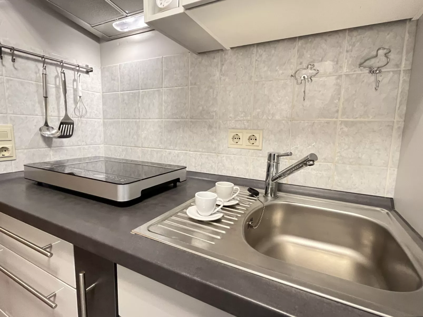 Sonnige Aussichten-Binnen