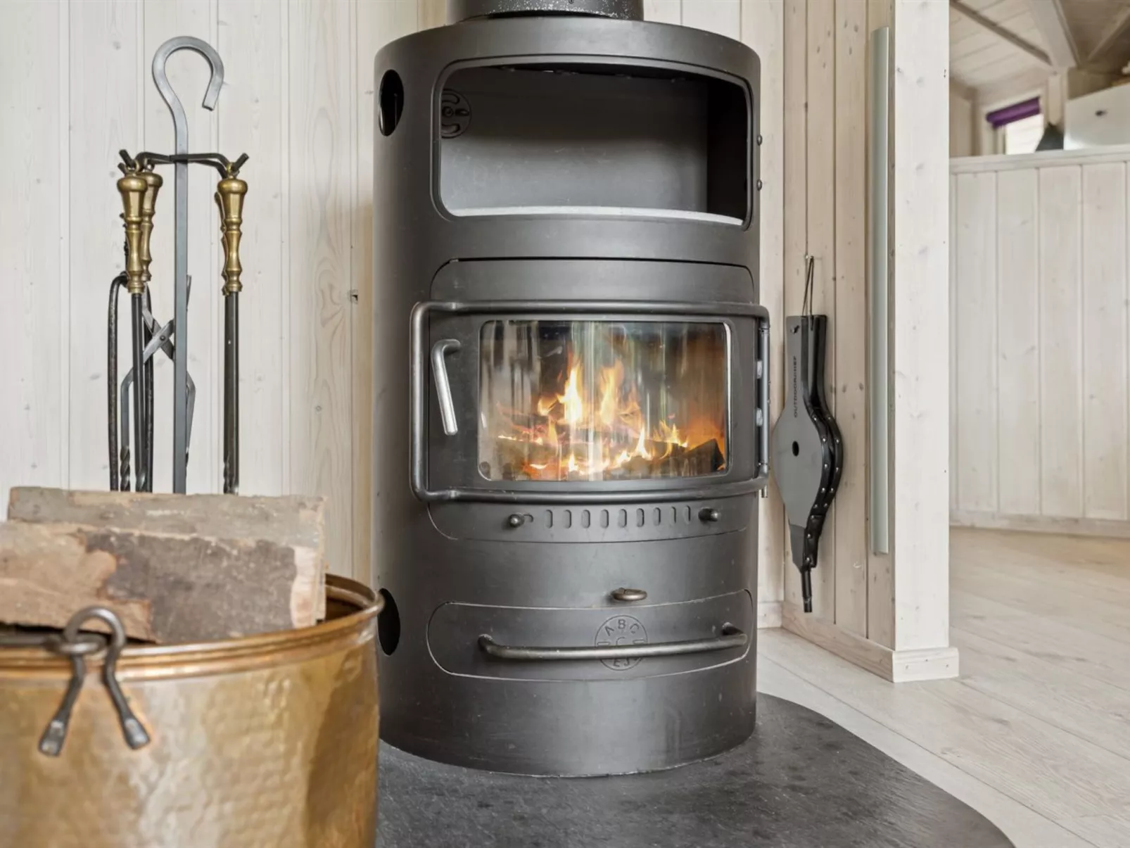 "Gyda" - 840m from the sea-Binnen