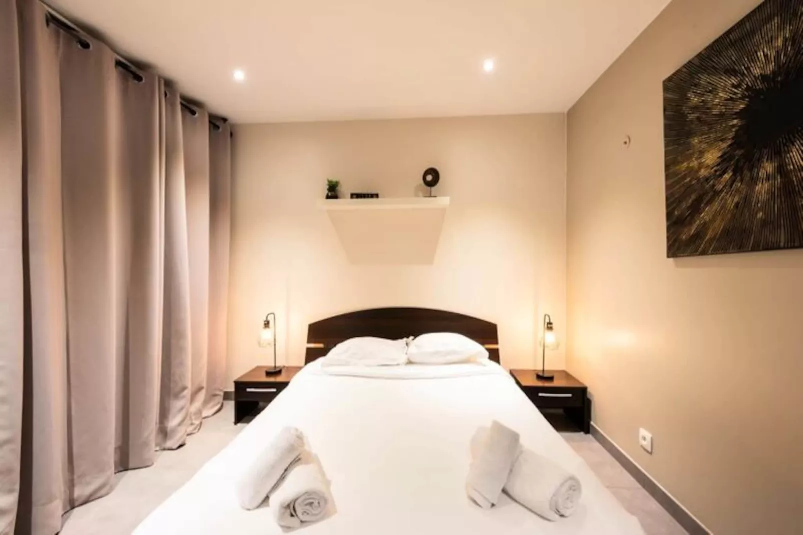 Résidence Villa 330m2, 6 Chambres, Piscine Chauff&eacute;e Jacuzzi-Niet-getagd