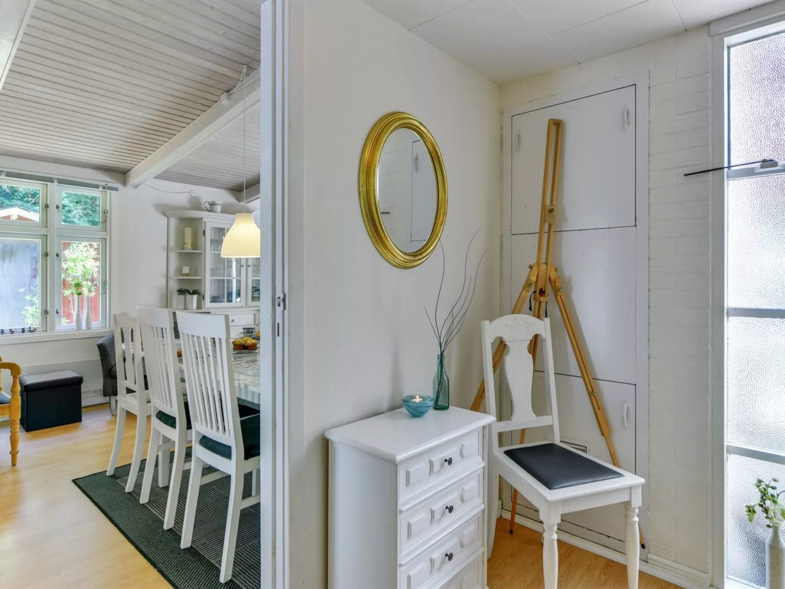 "Deik" - 2km to the fjord-Binnen