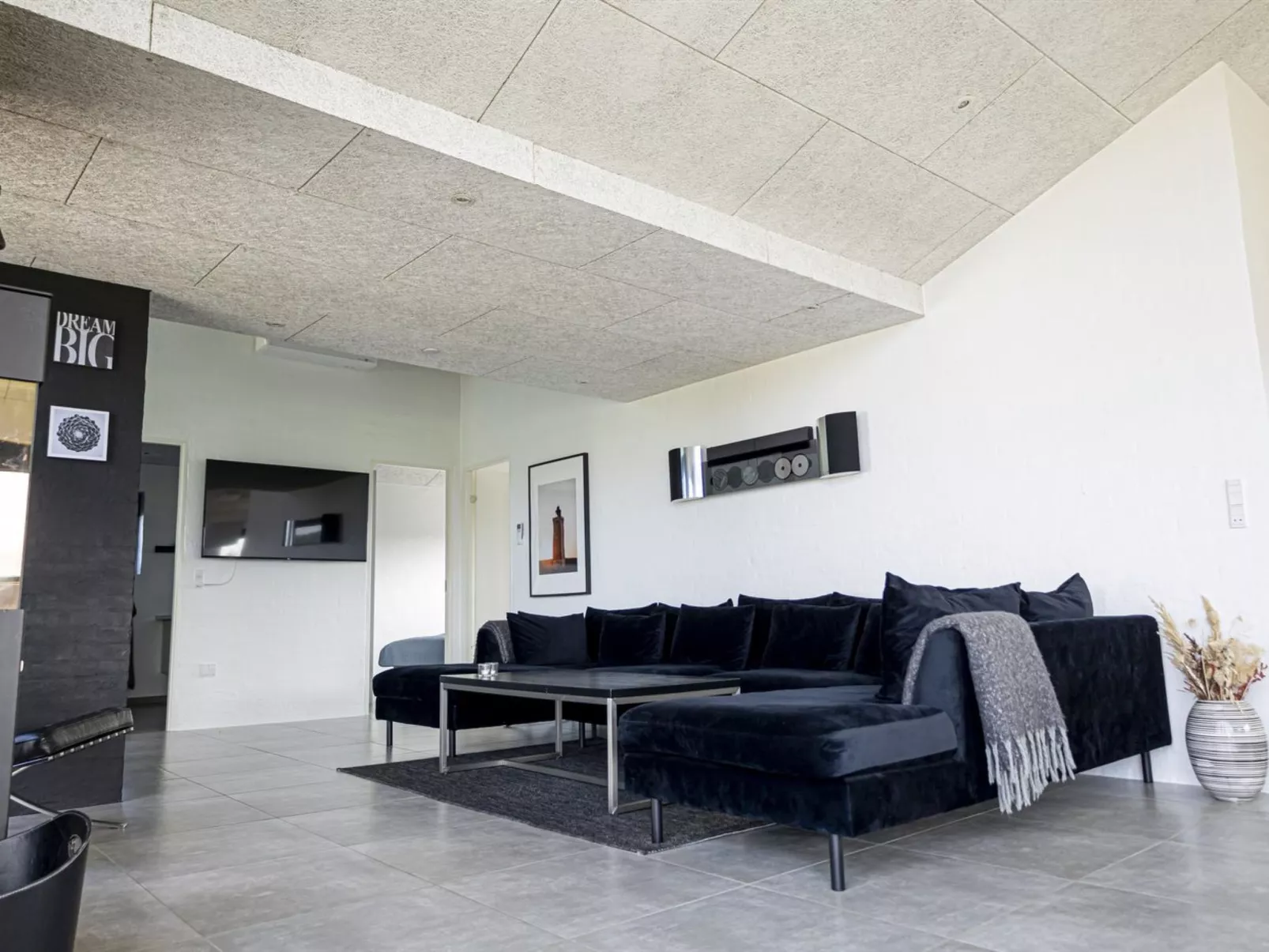 "Volfgang" - 250m from the sea-Binnen