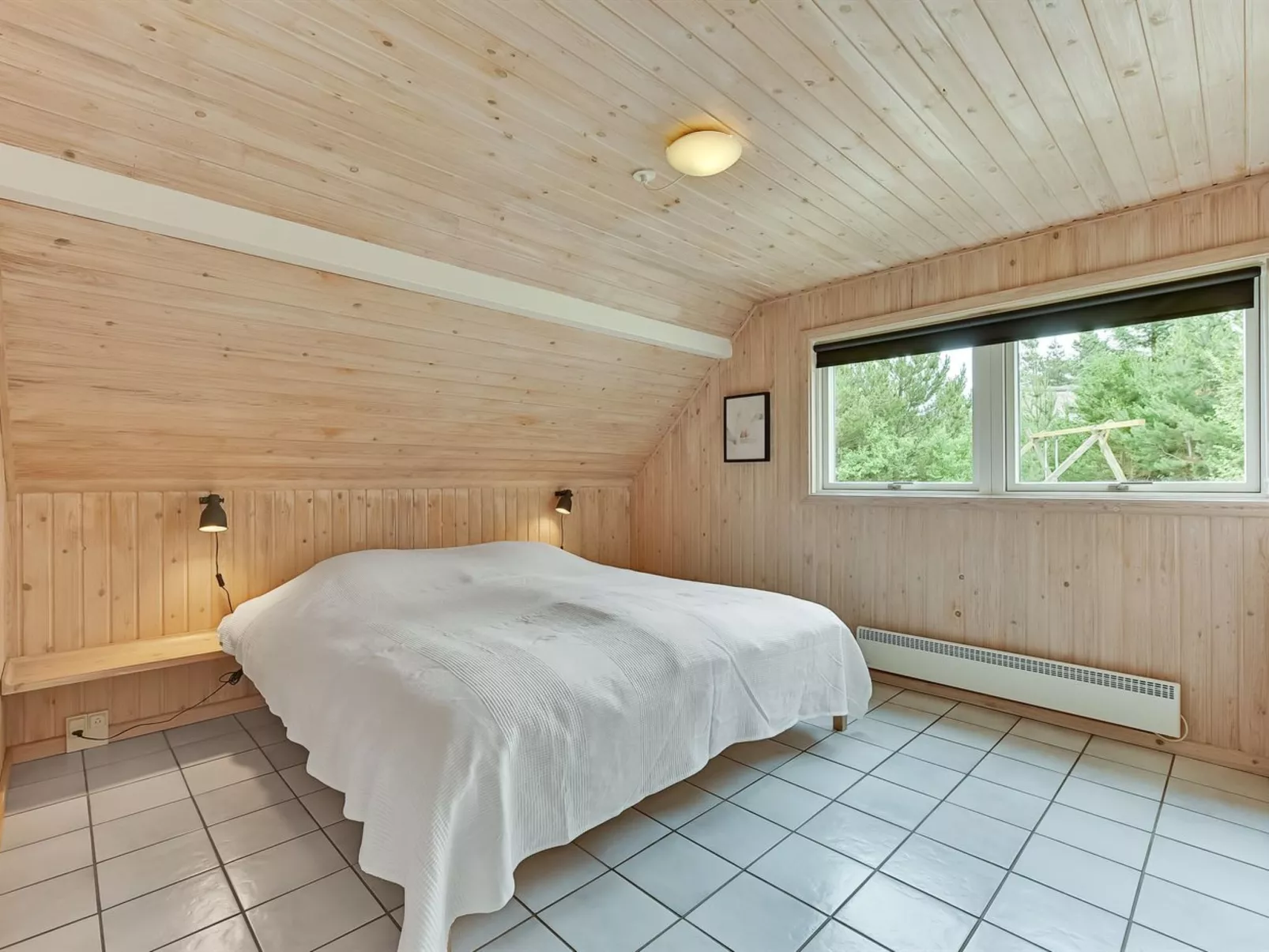 "Ellanor" - 1km from the sea-Binnen