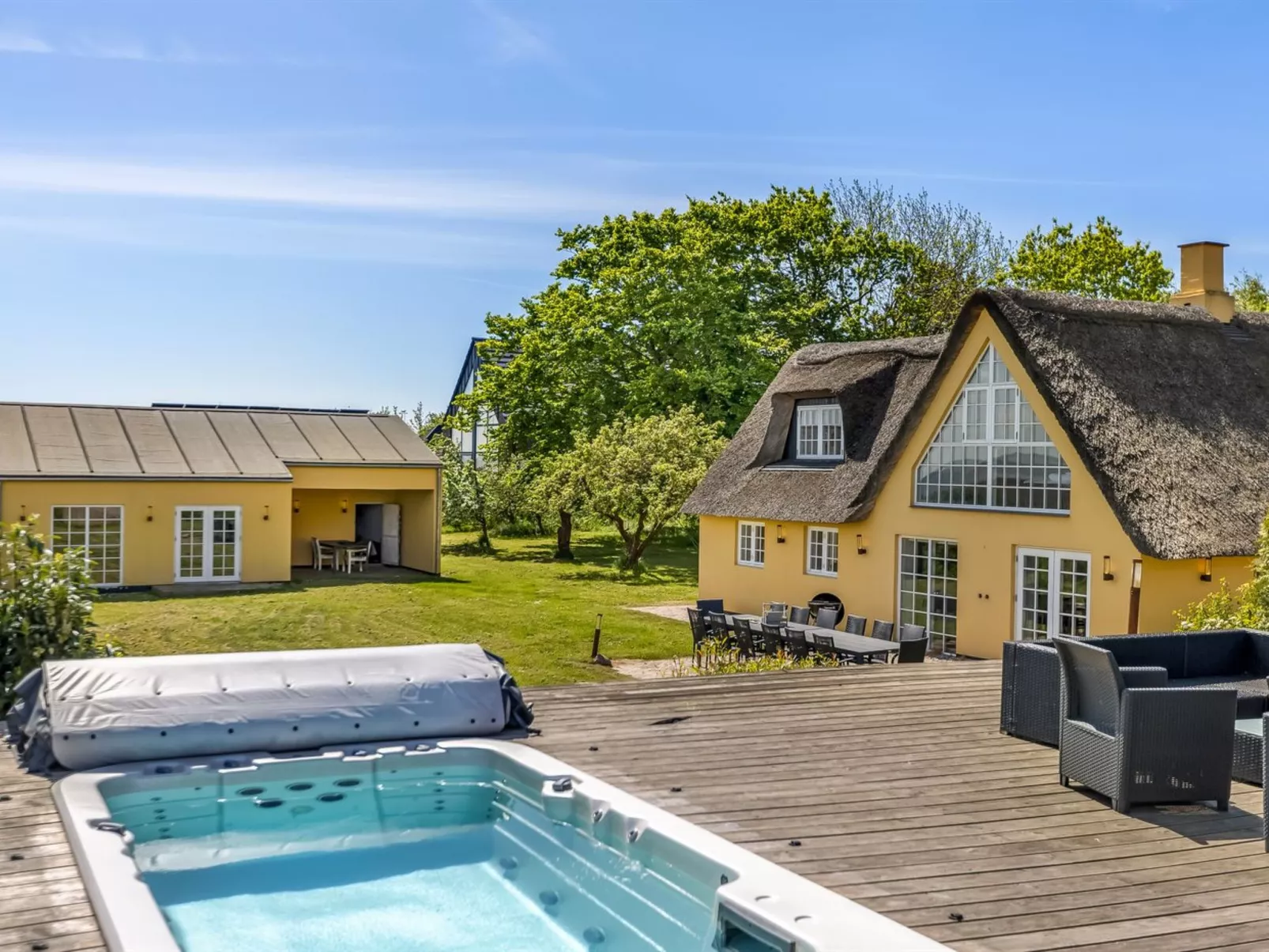 "Narvik" - 4.5km from the sea-Binnen