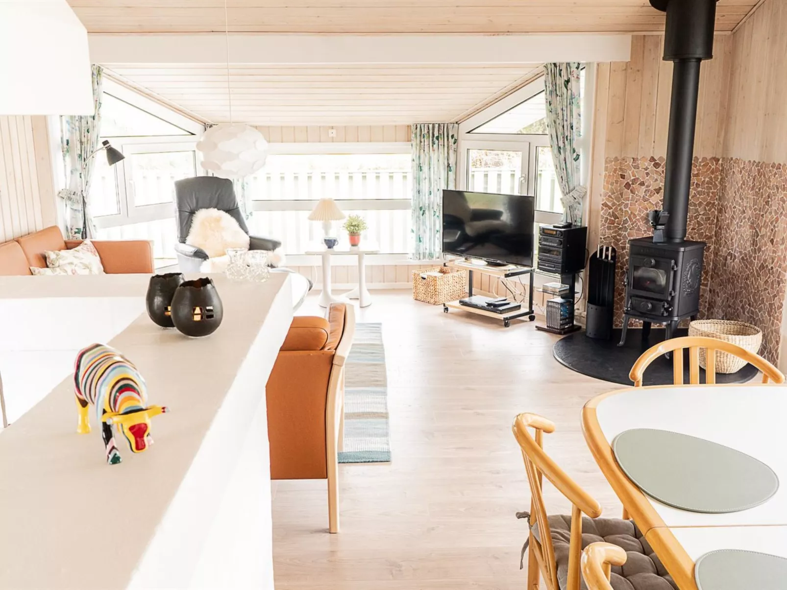 "Mila" - 750m from the sea-Binnen