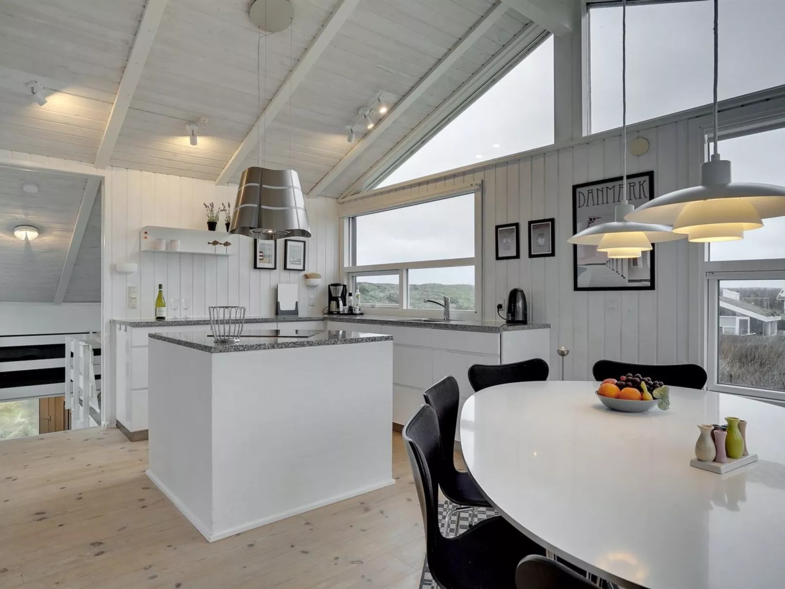 "Swerting" - 230m from the sea-Binnen