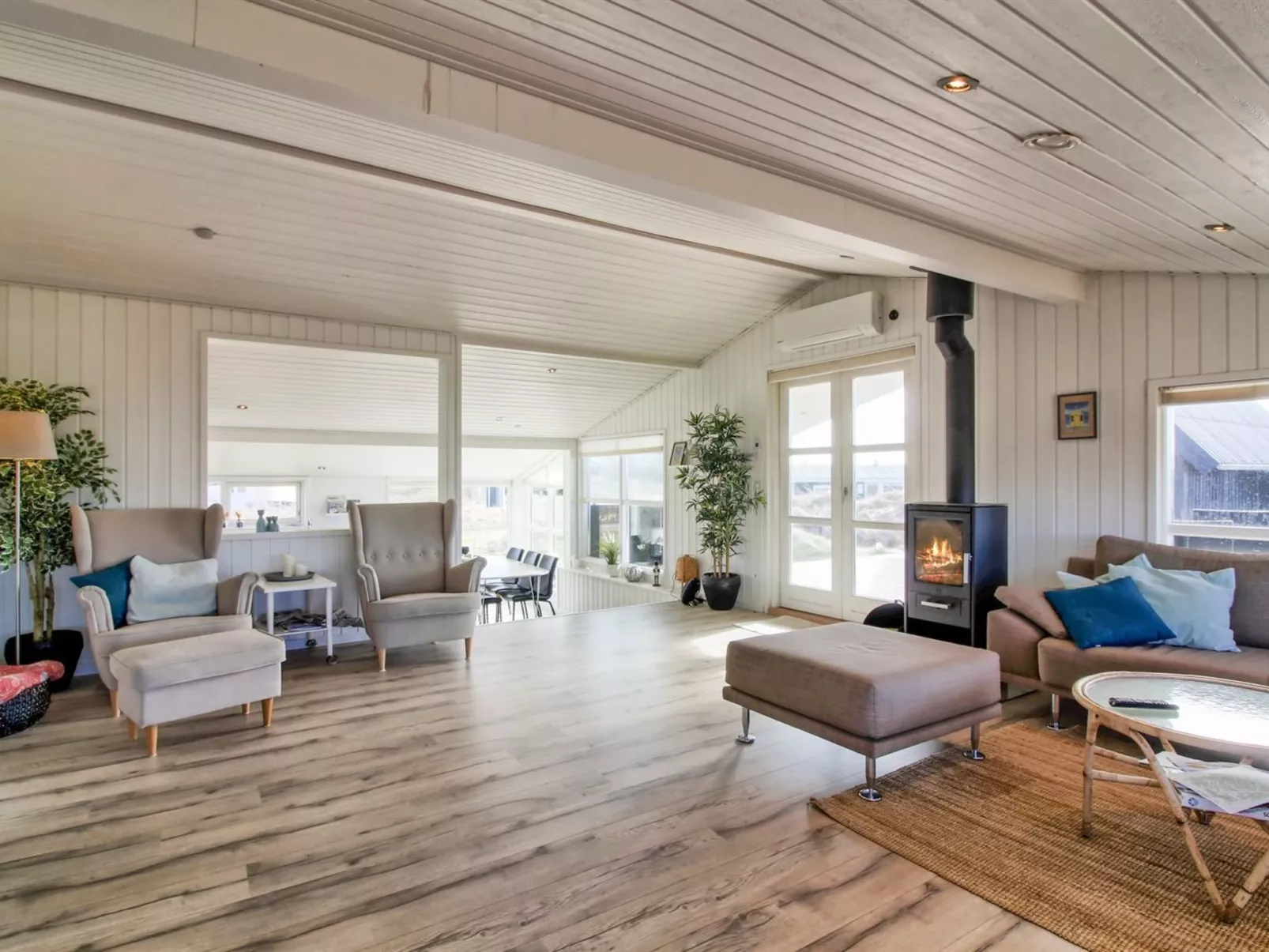 "Bertil" - 400m from the sea-Binnen