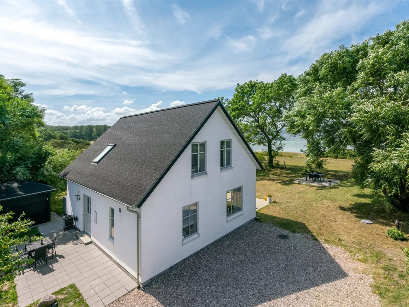 "Jeppe" - 50m to the fjord-Buiten