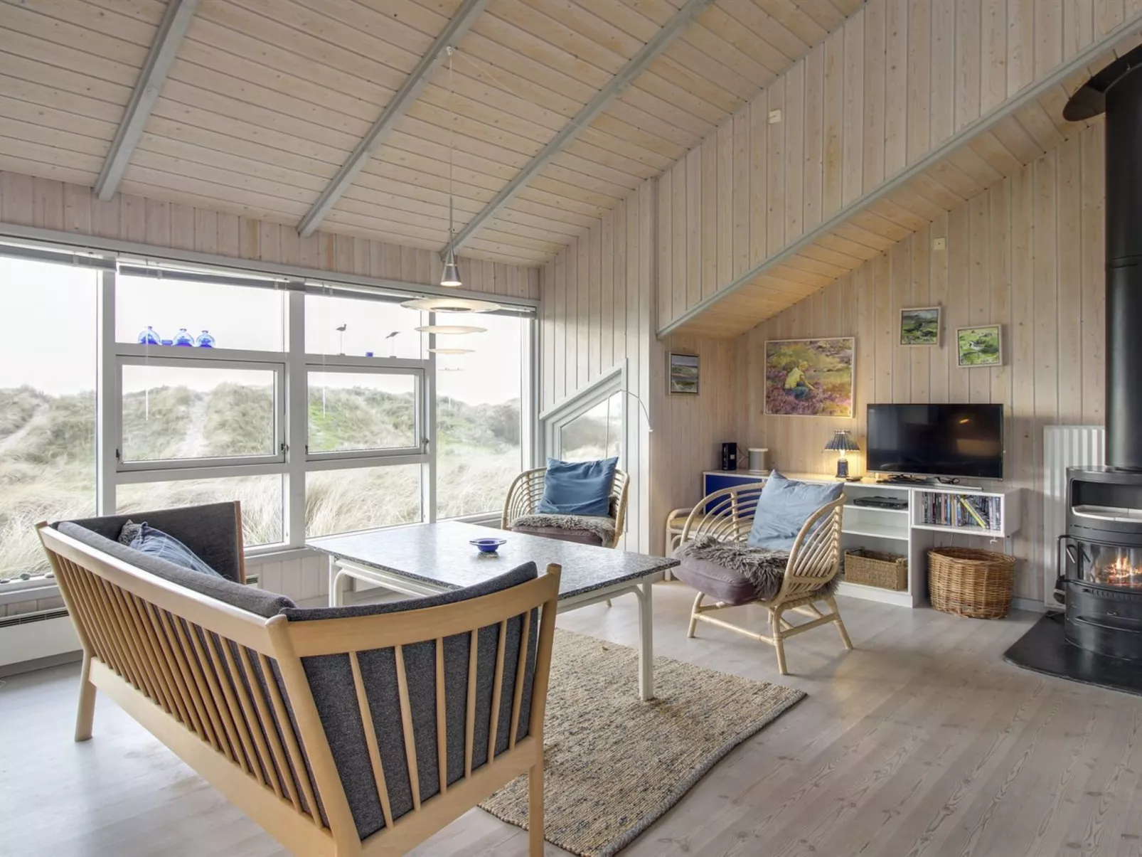 "Wikar" - 50m from the sea-Binnen