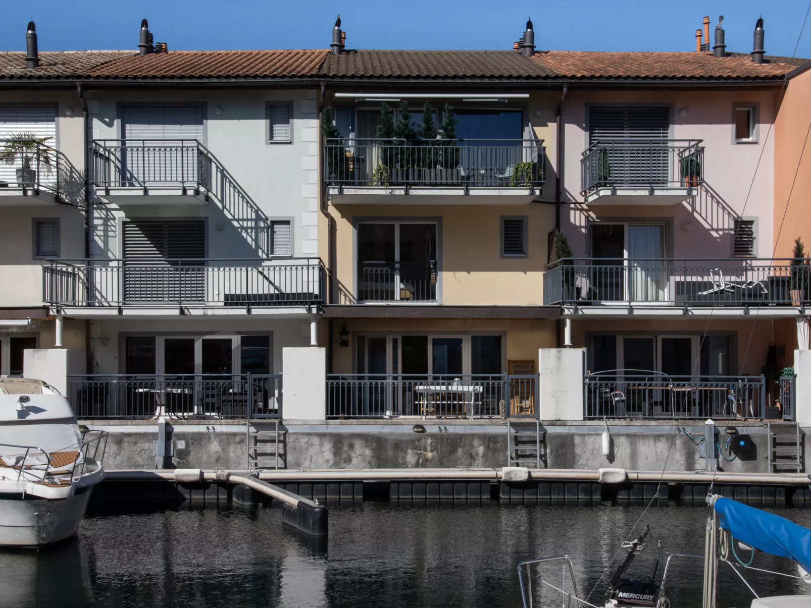 Bougainville C3/R-Buiten