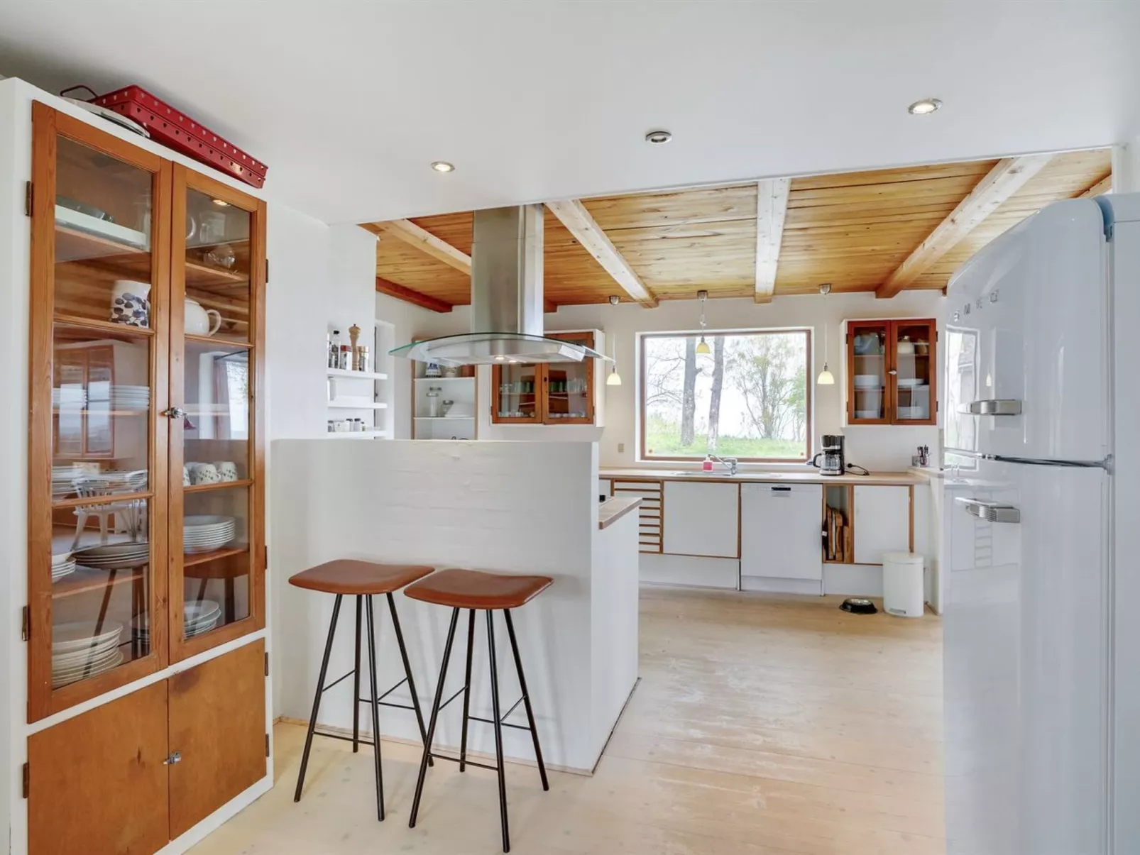 "Nella" - 1.2km from the sea-Binnen