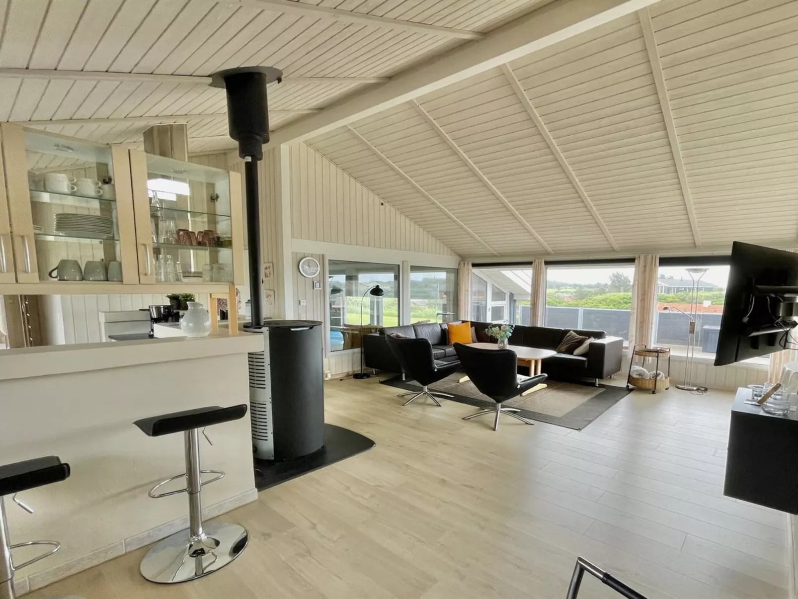 "Alfhild" - 297m from the sea-Binnen