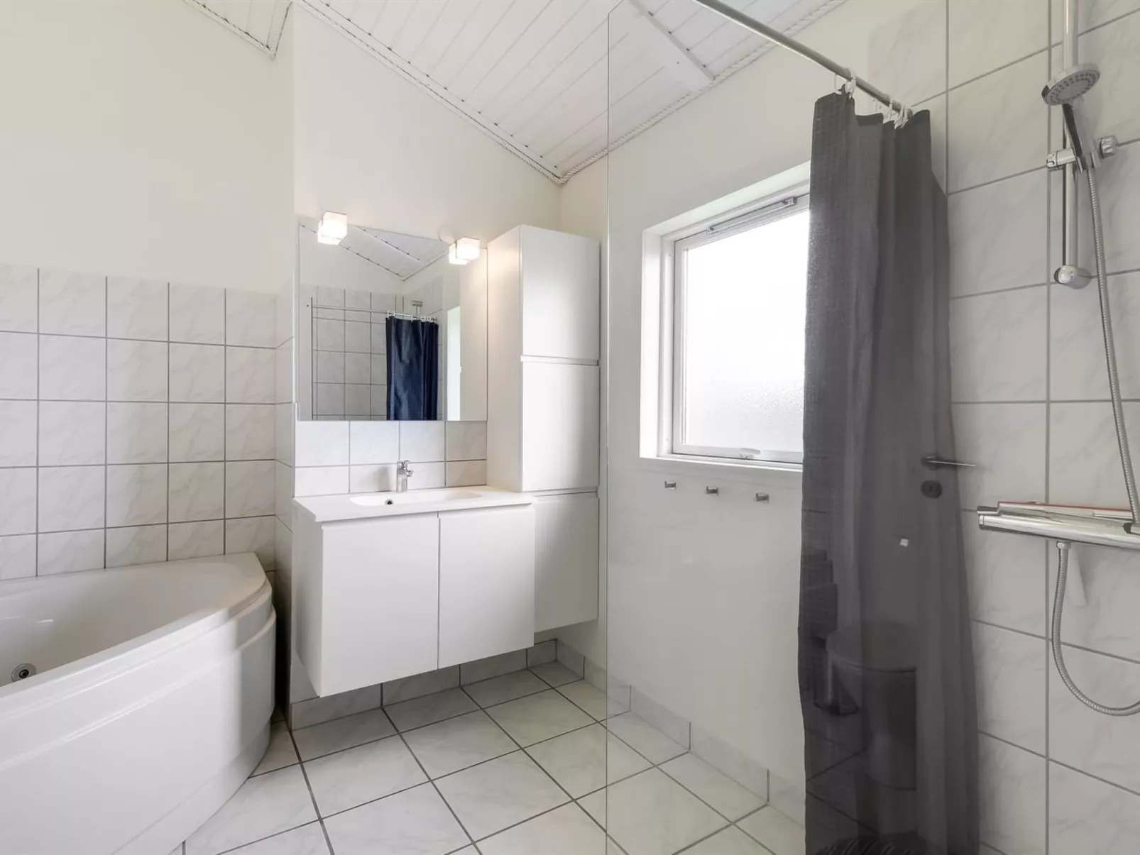 "Franceska" - 450m from the sea-Binnen