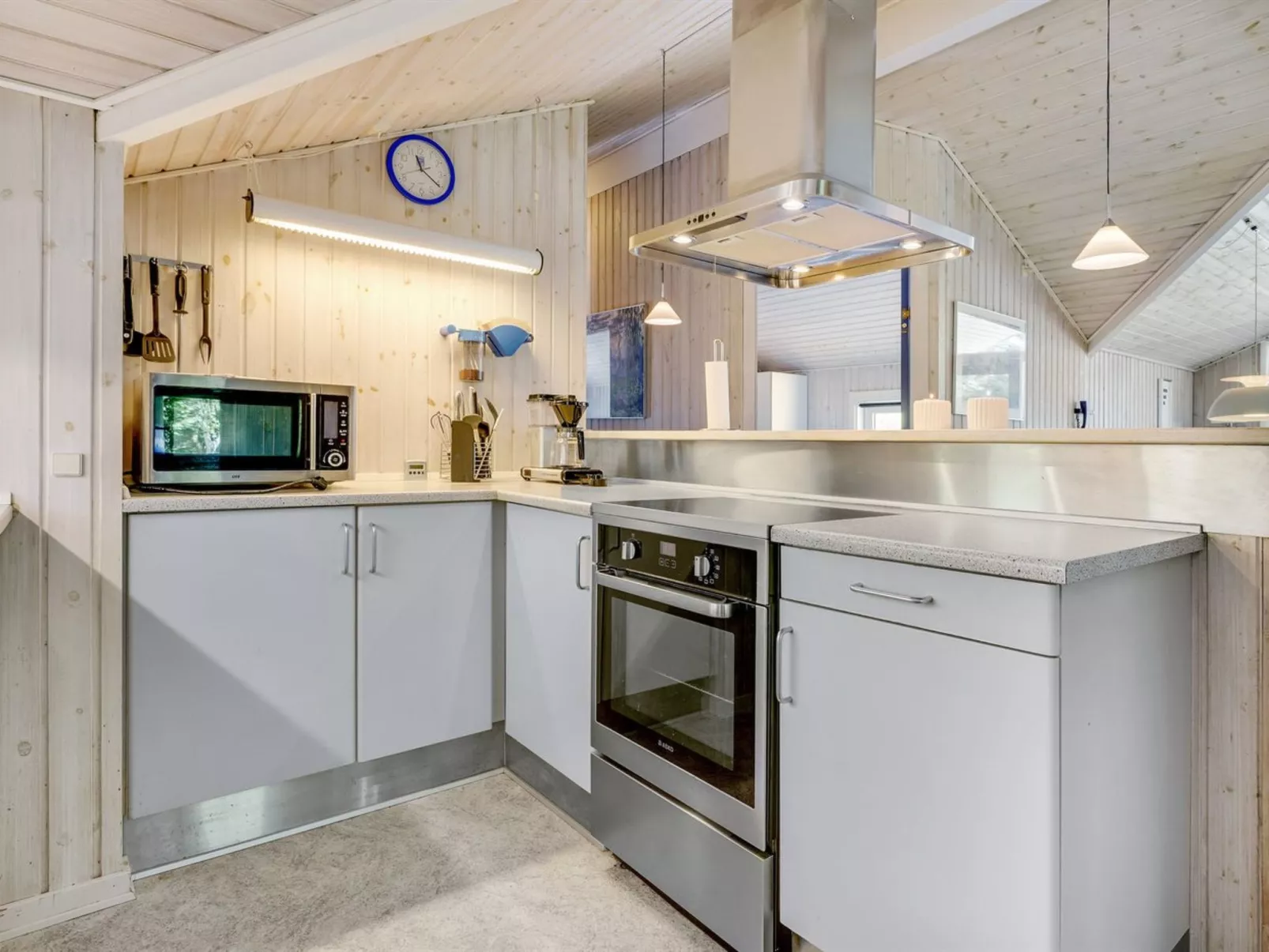 "Euphemia" - 900m from the sea-Binnen