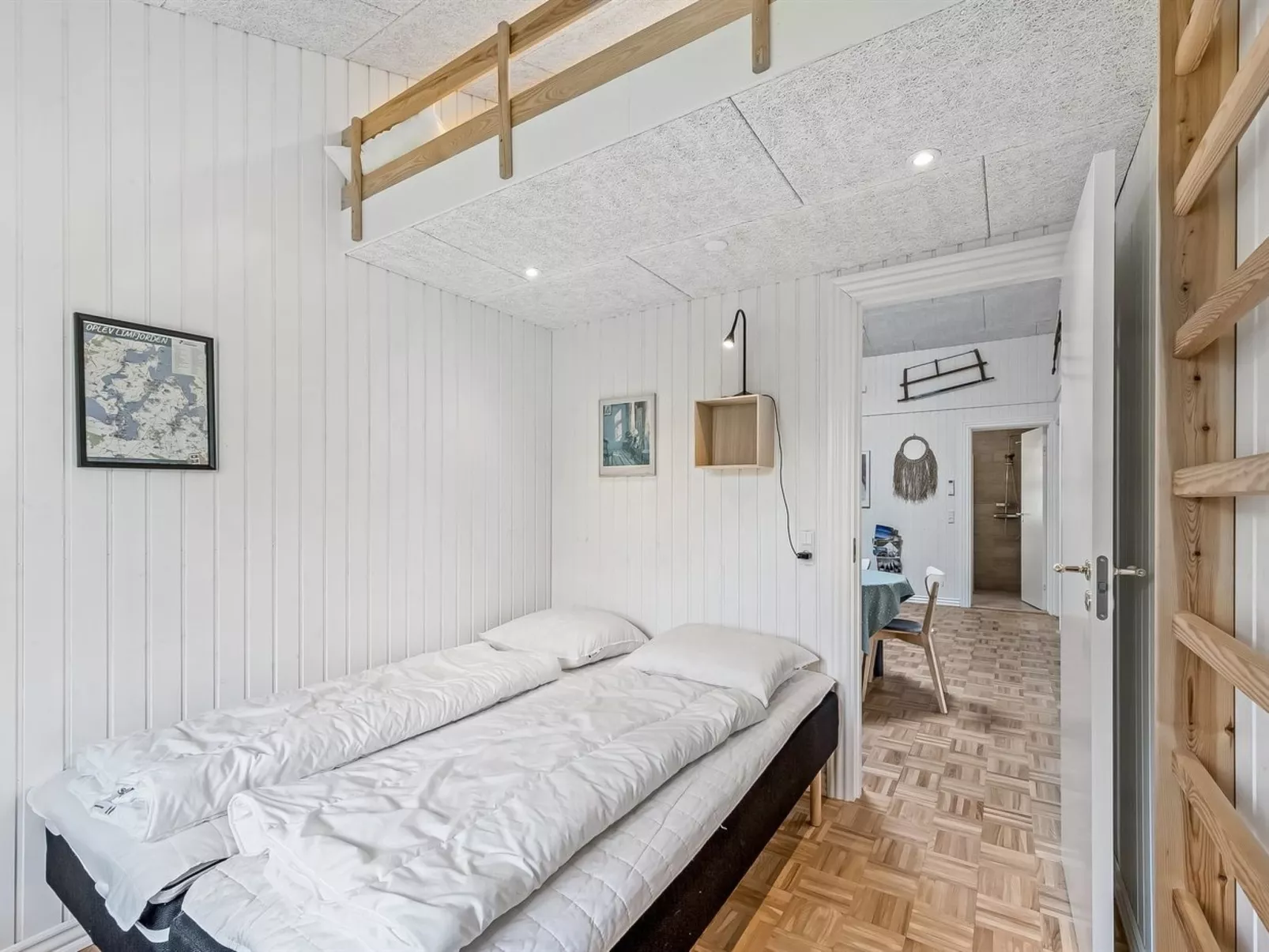 "Veijo" - 400m to the fjord-Binnen