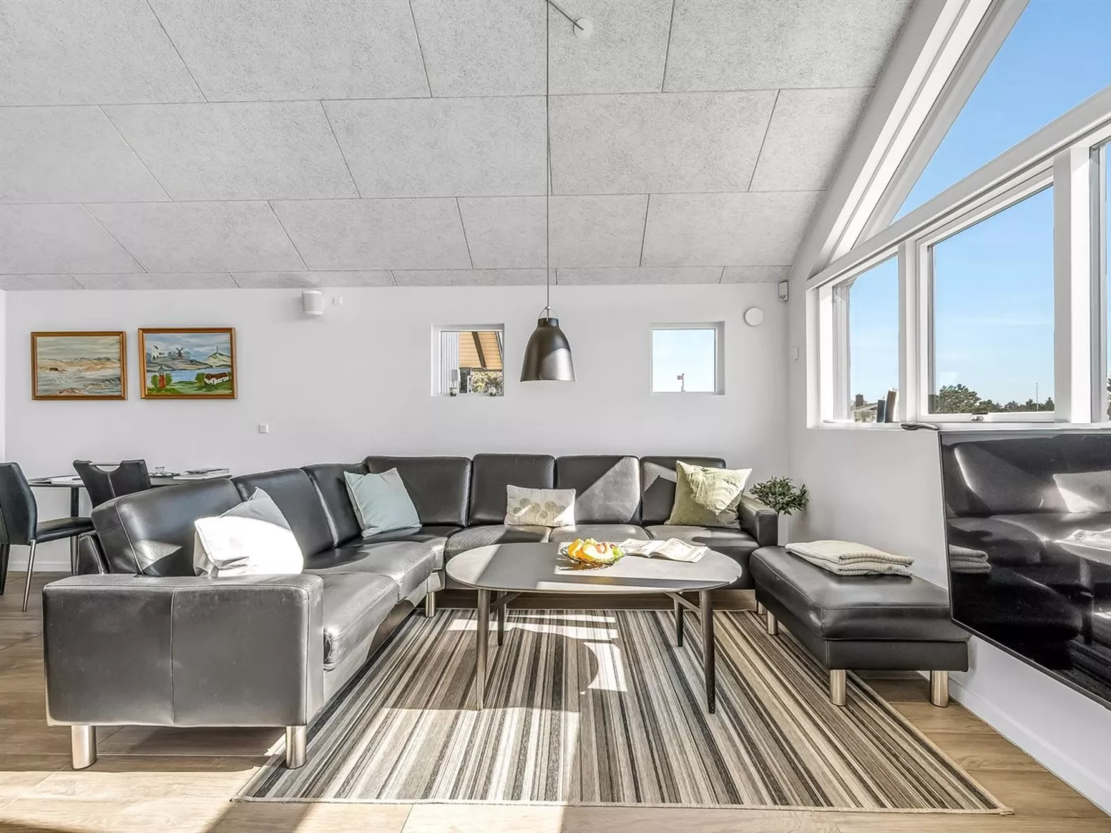 "Swante" -  from the sea-Binnen