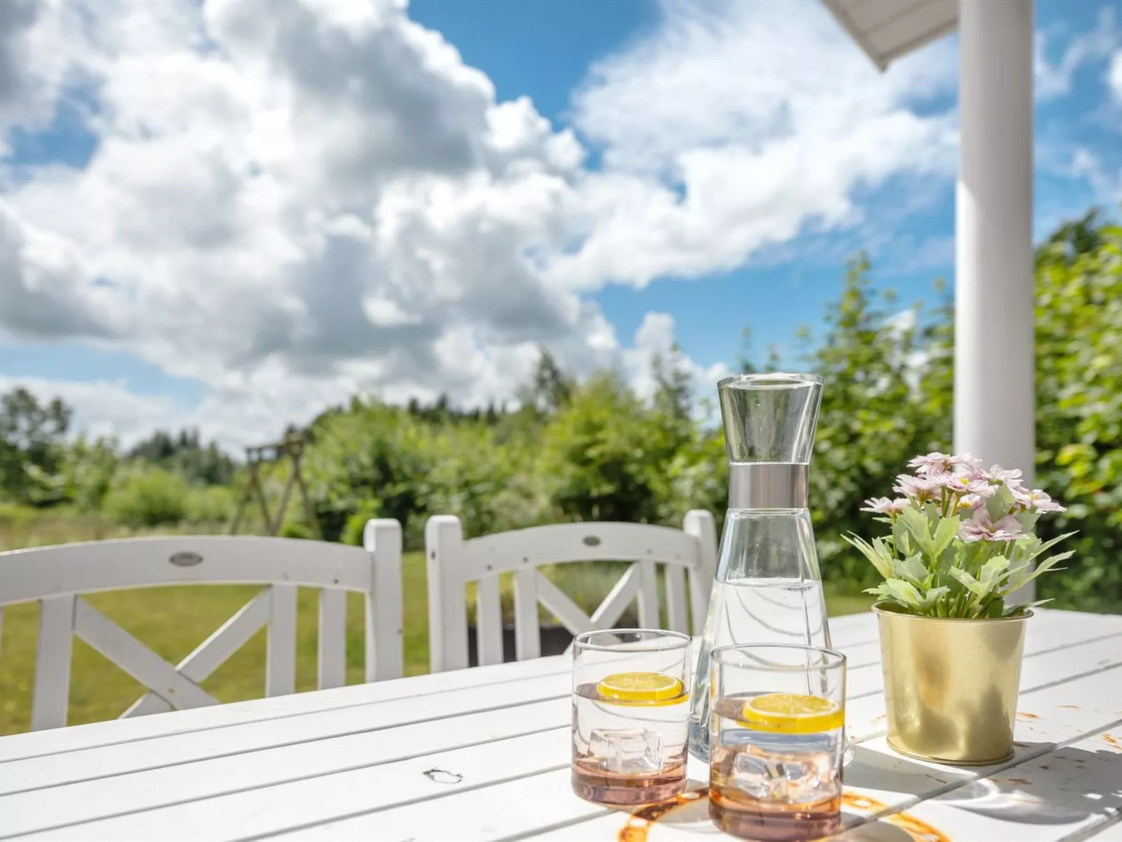 "Estrid" - 30km from the sea-Buiten