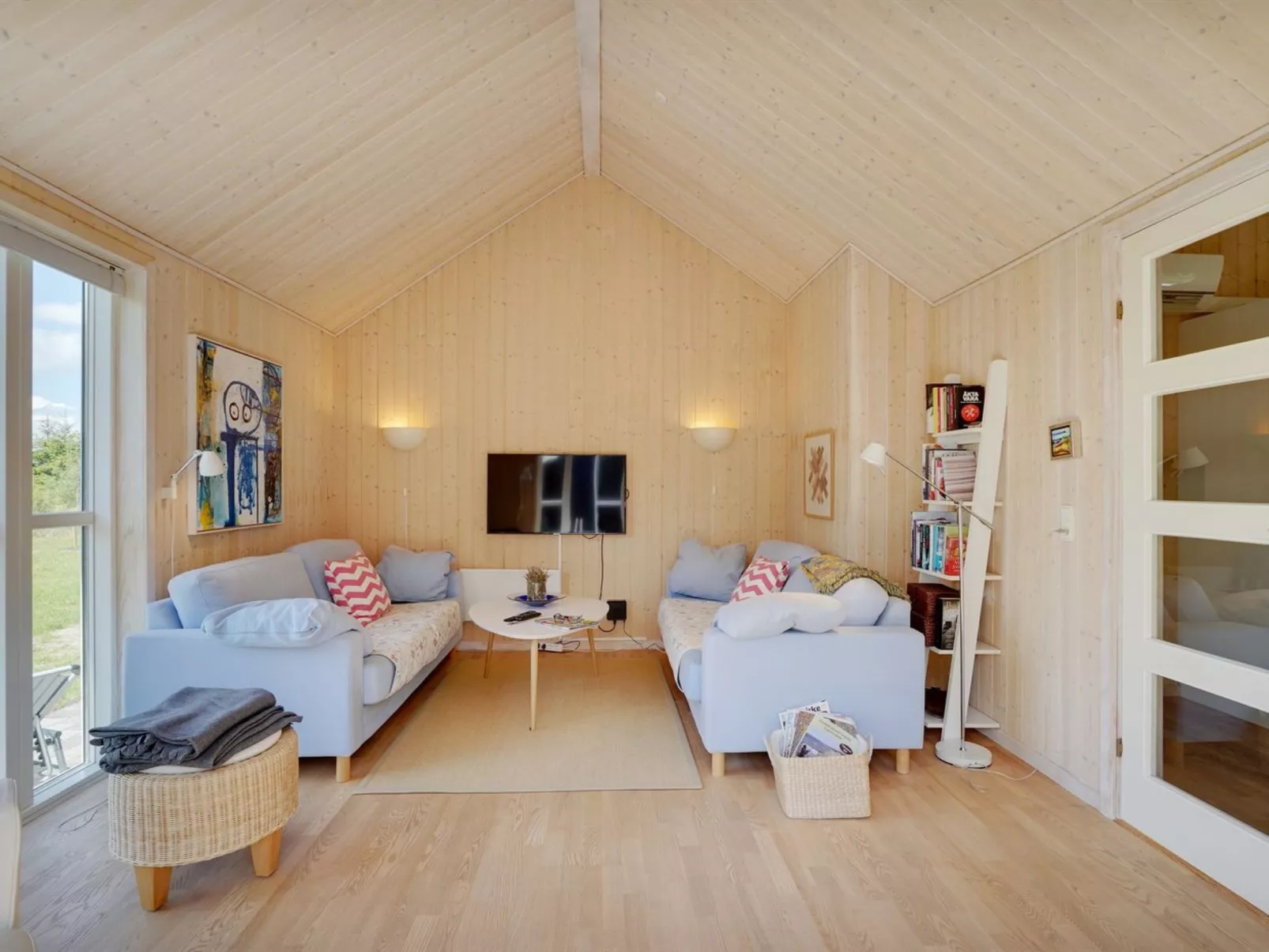 "Eireen" - 600m to the fjord-Binnen