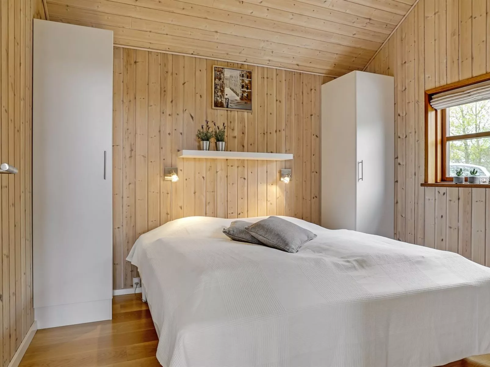 "Harri" - 850m from the sea-Binnen