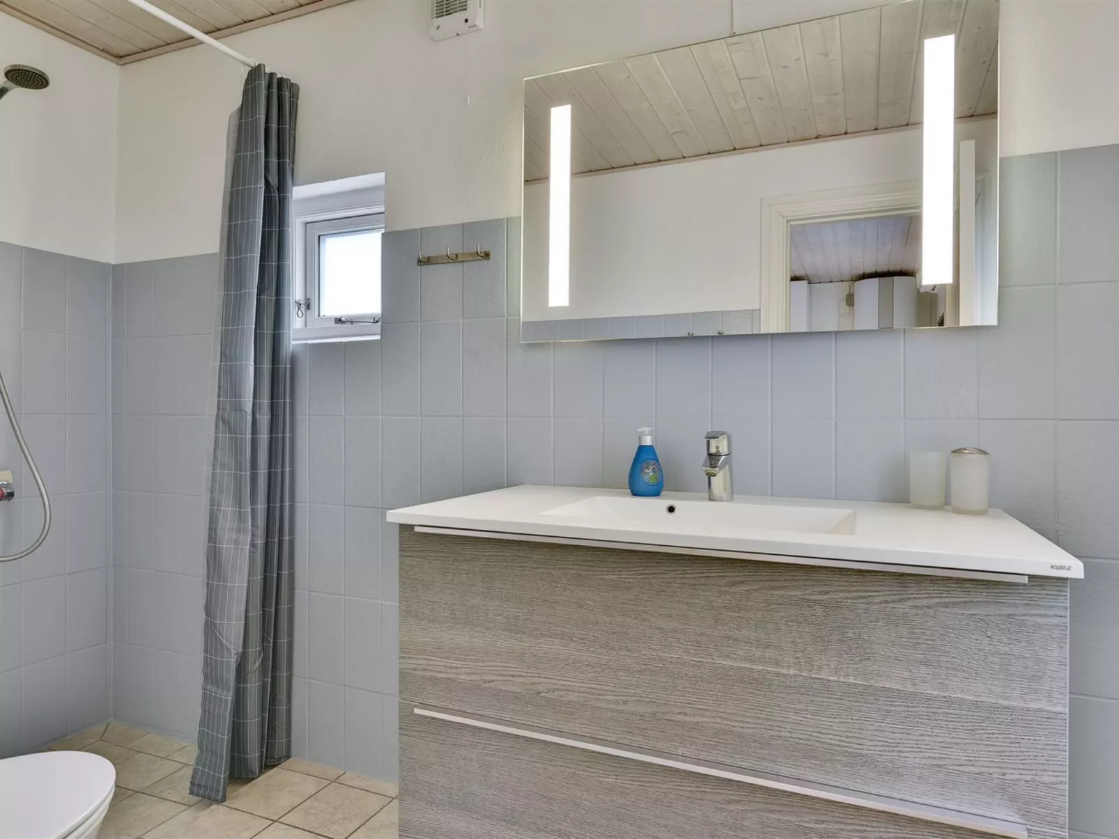 "Thrugels" - 200m from the sea-Binnen