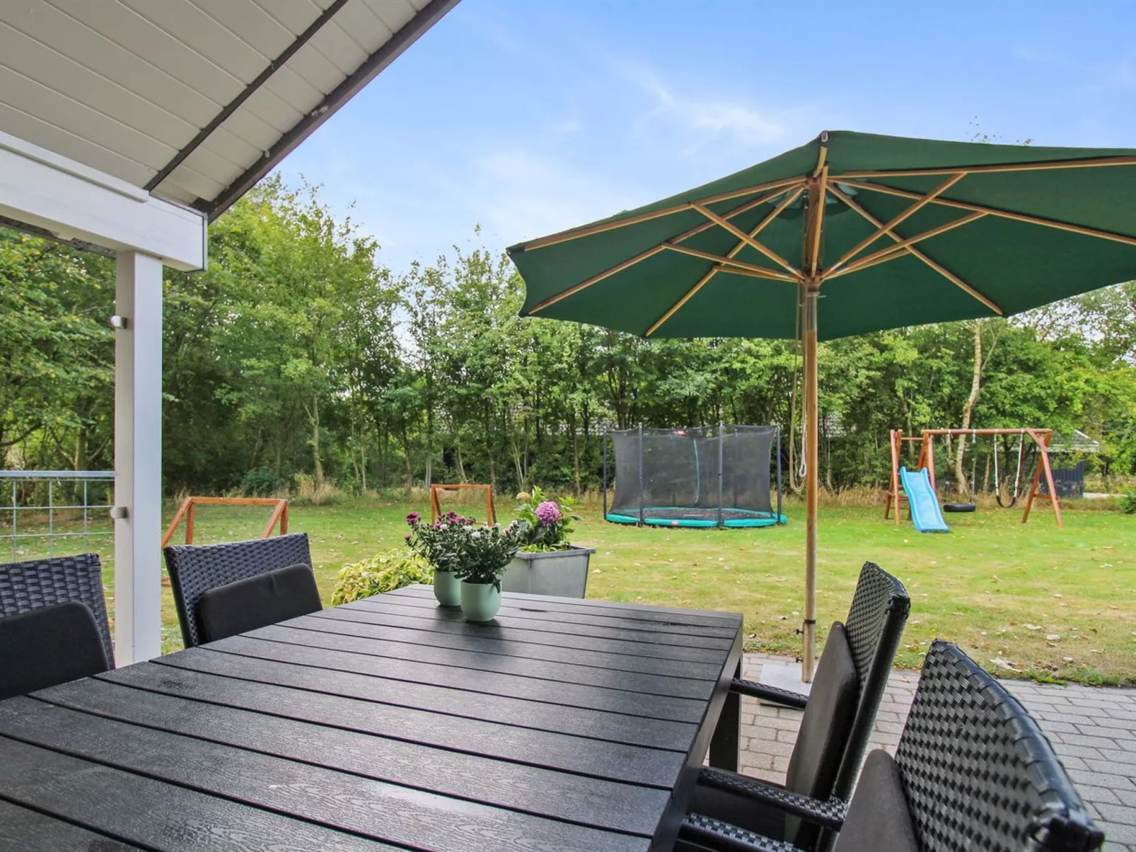 "Ulrikke" - 12km from the sea-Buiten