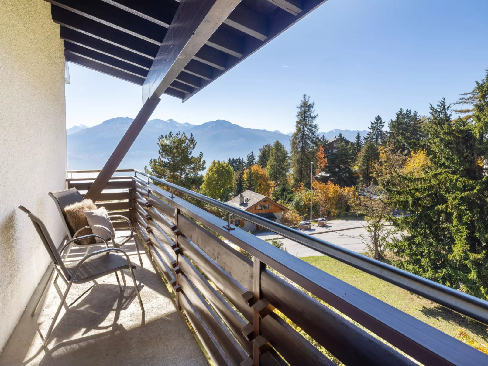 Lisière-Sud A 17-Buiten