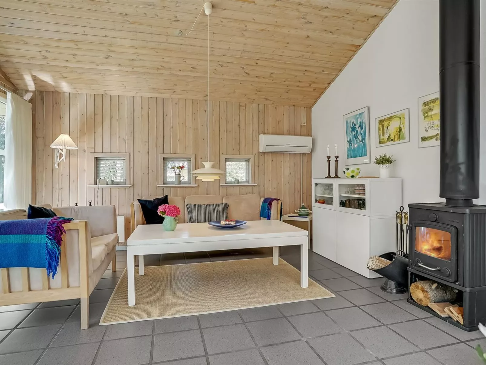 "Aslak" - 350m from the sea-Binnen