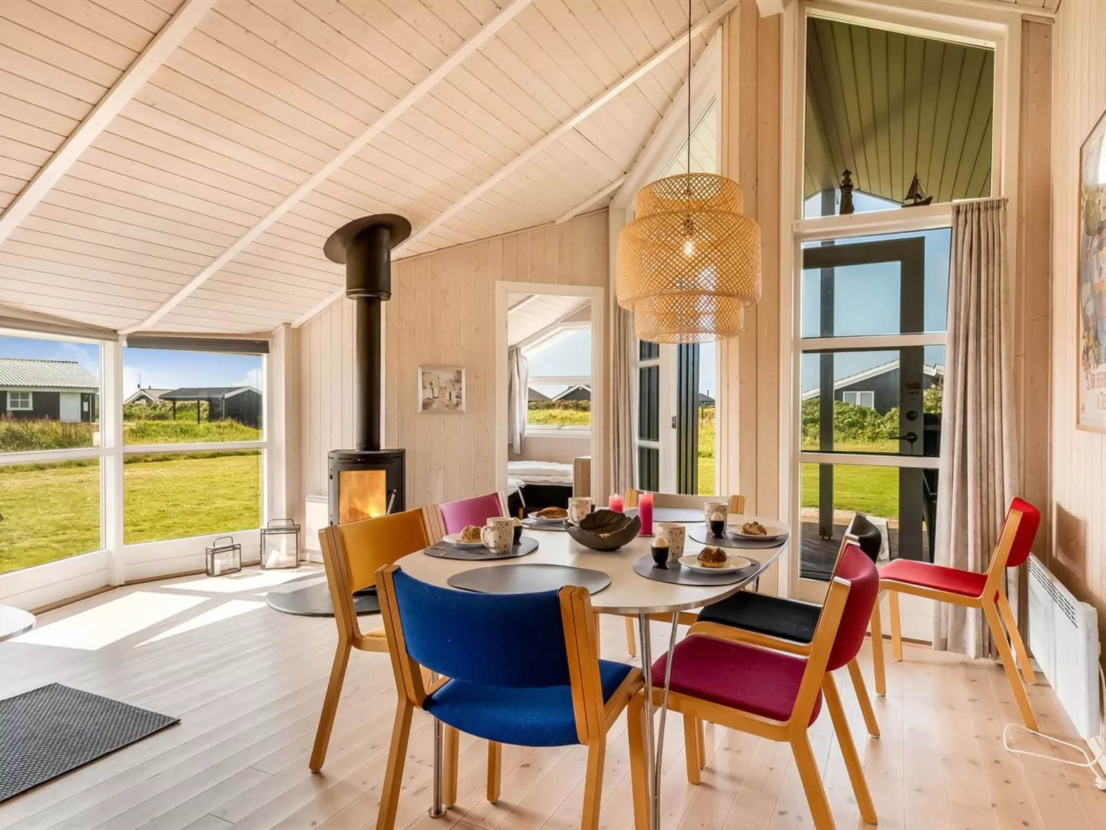 "Eemil" - 700m from the sea-Binnen