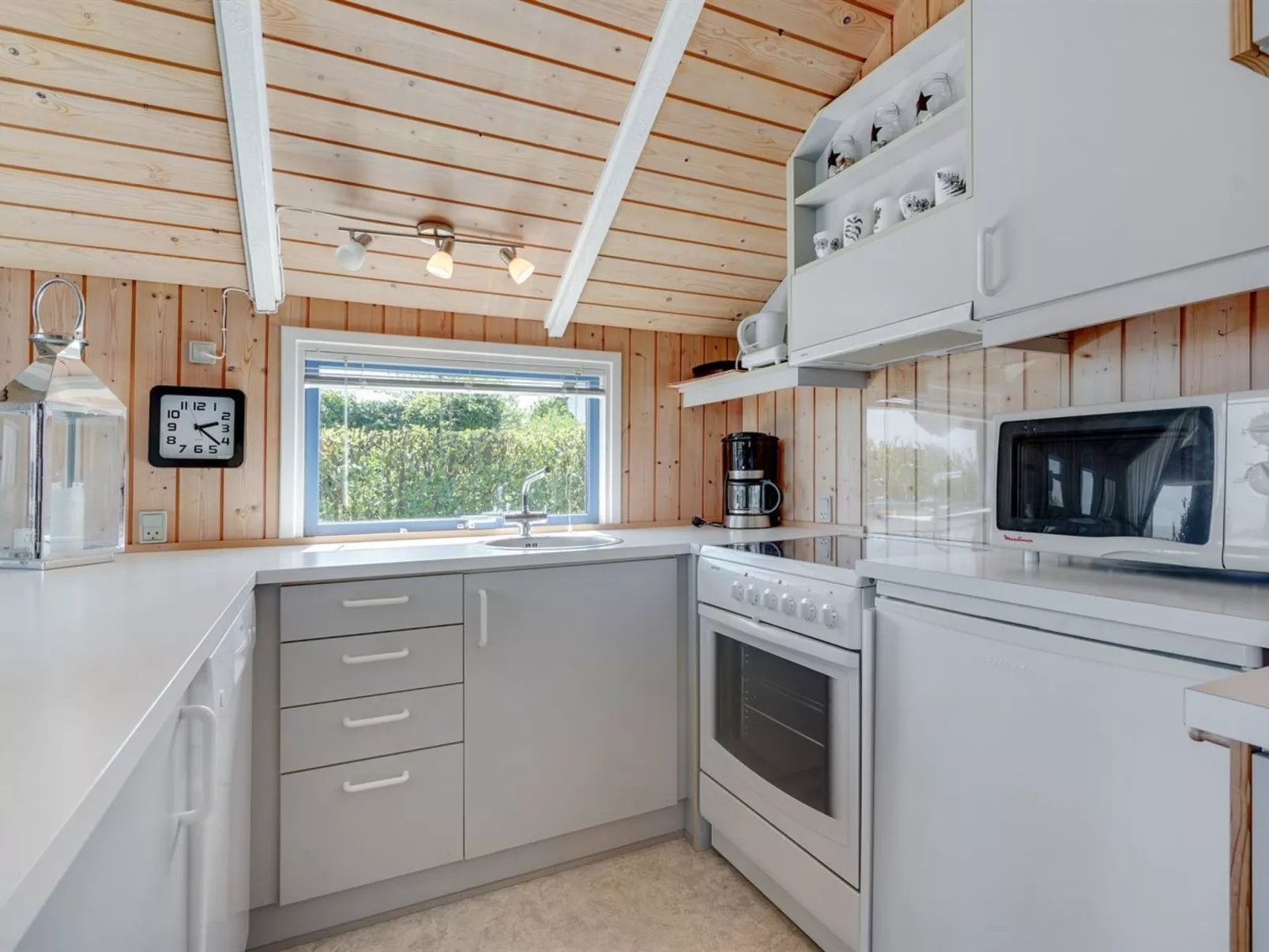 "Jarmericus" - 300m from the sea-Binnen