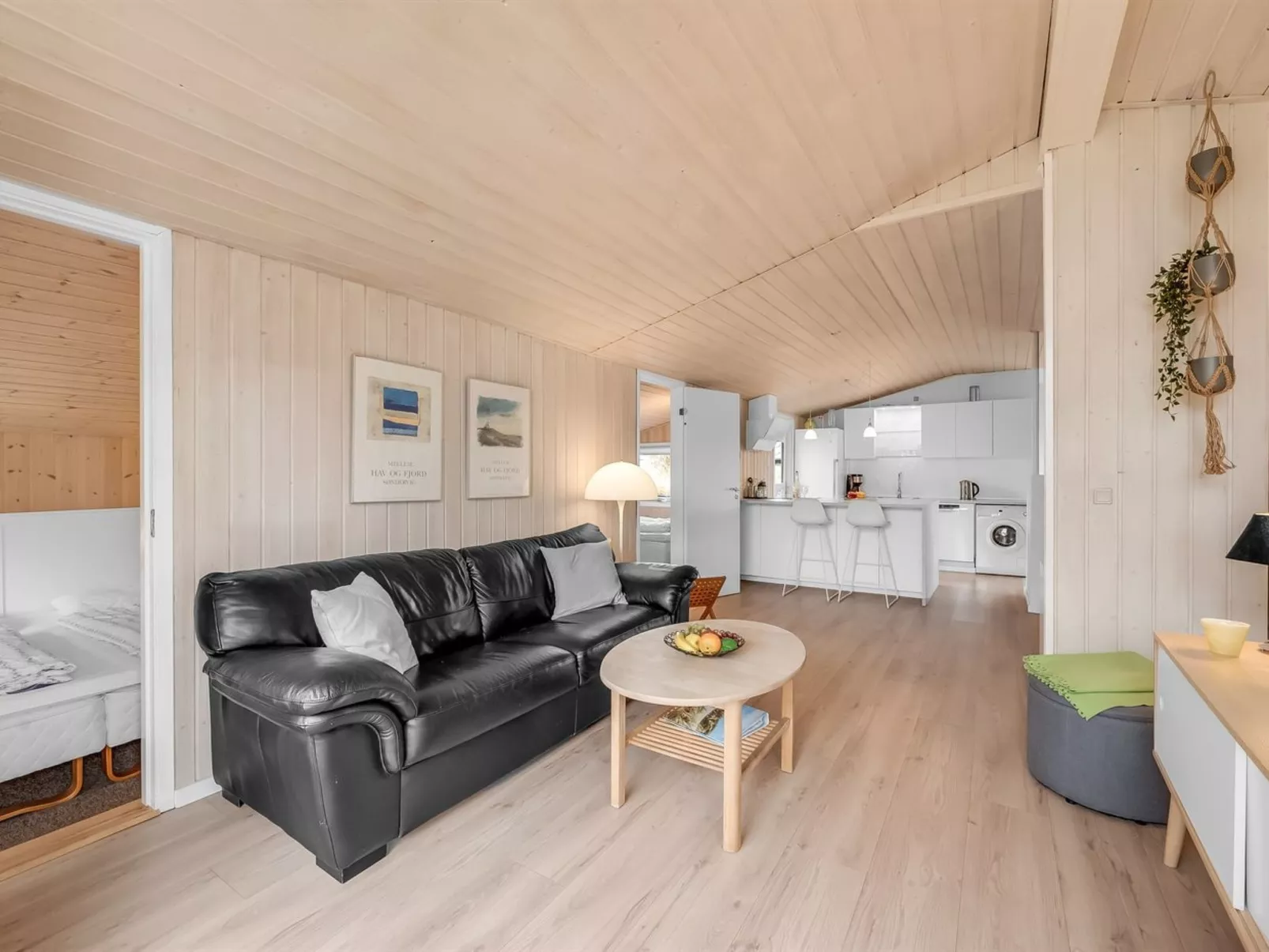 "Julan" - 600m from the sea-Binnen