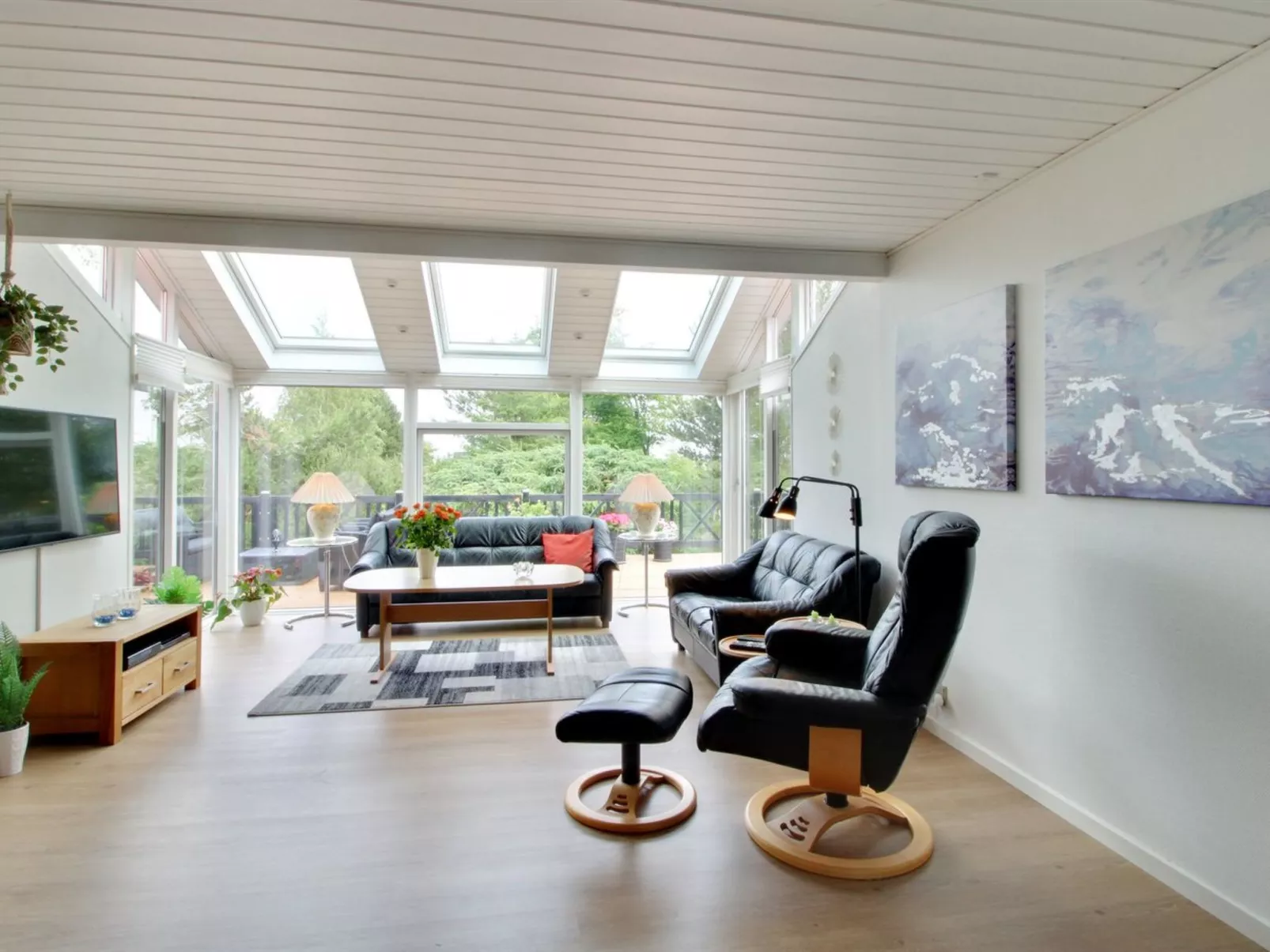 "Flora" - 150m from the sea-Binnen