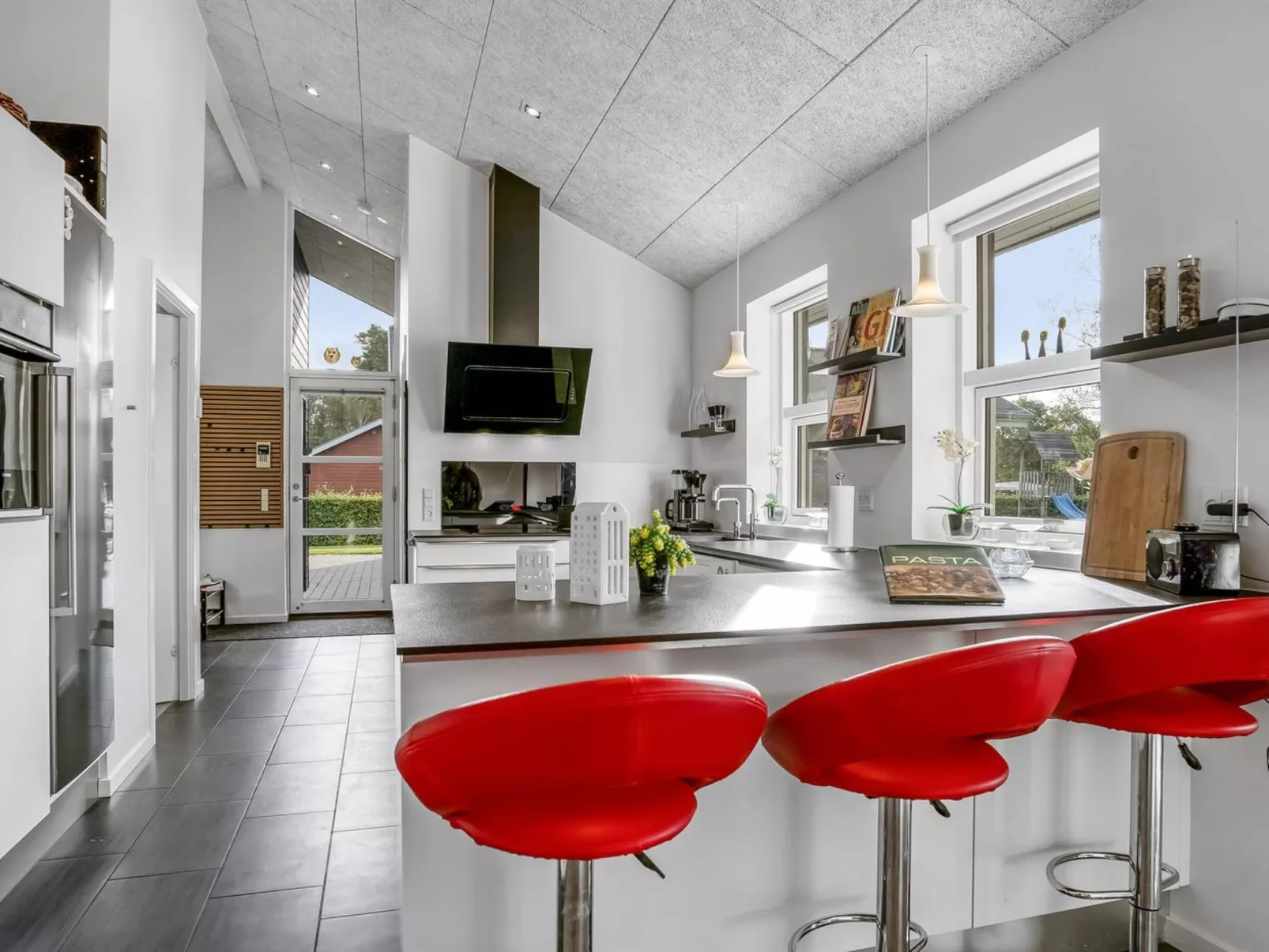 "Geri" - 700m from the sea-Binnen