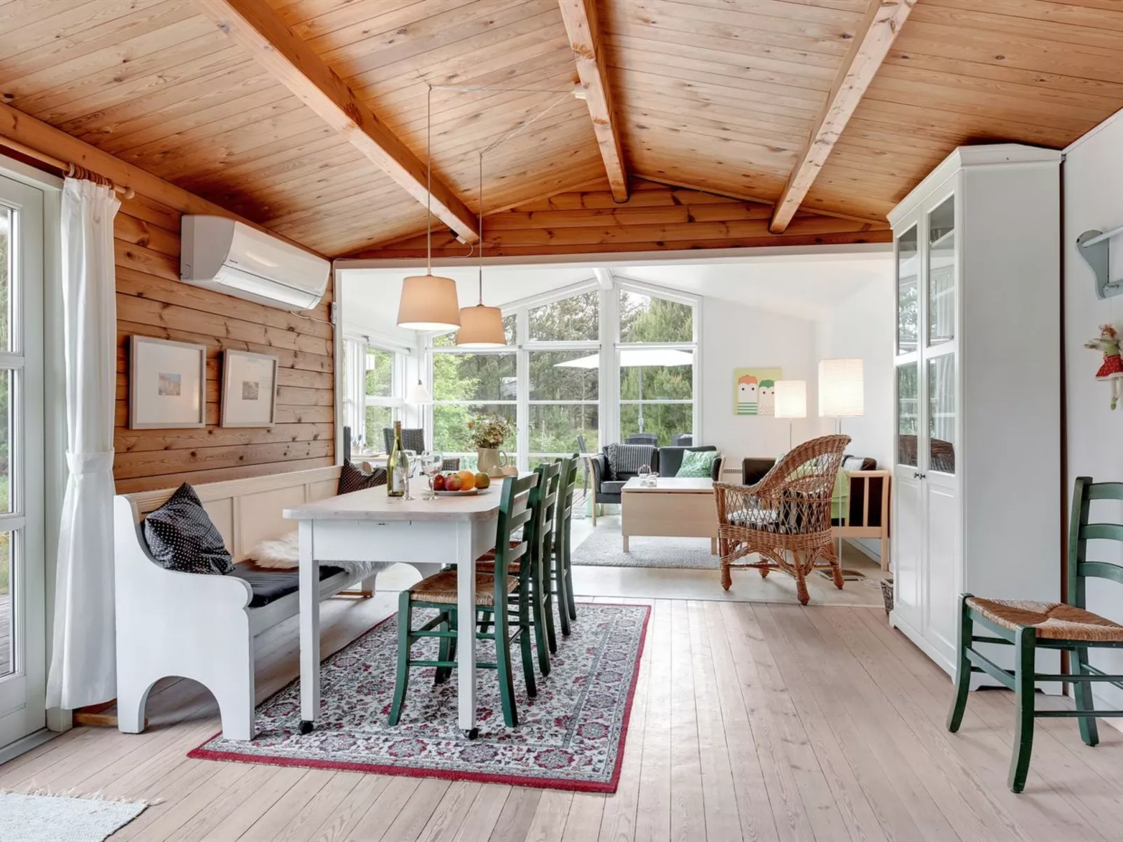 "Florense" - 2.5km from the sea-Binnen